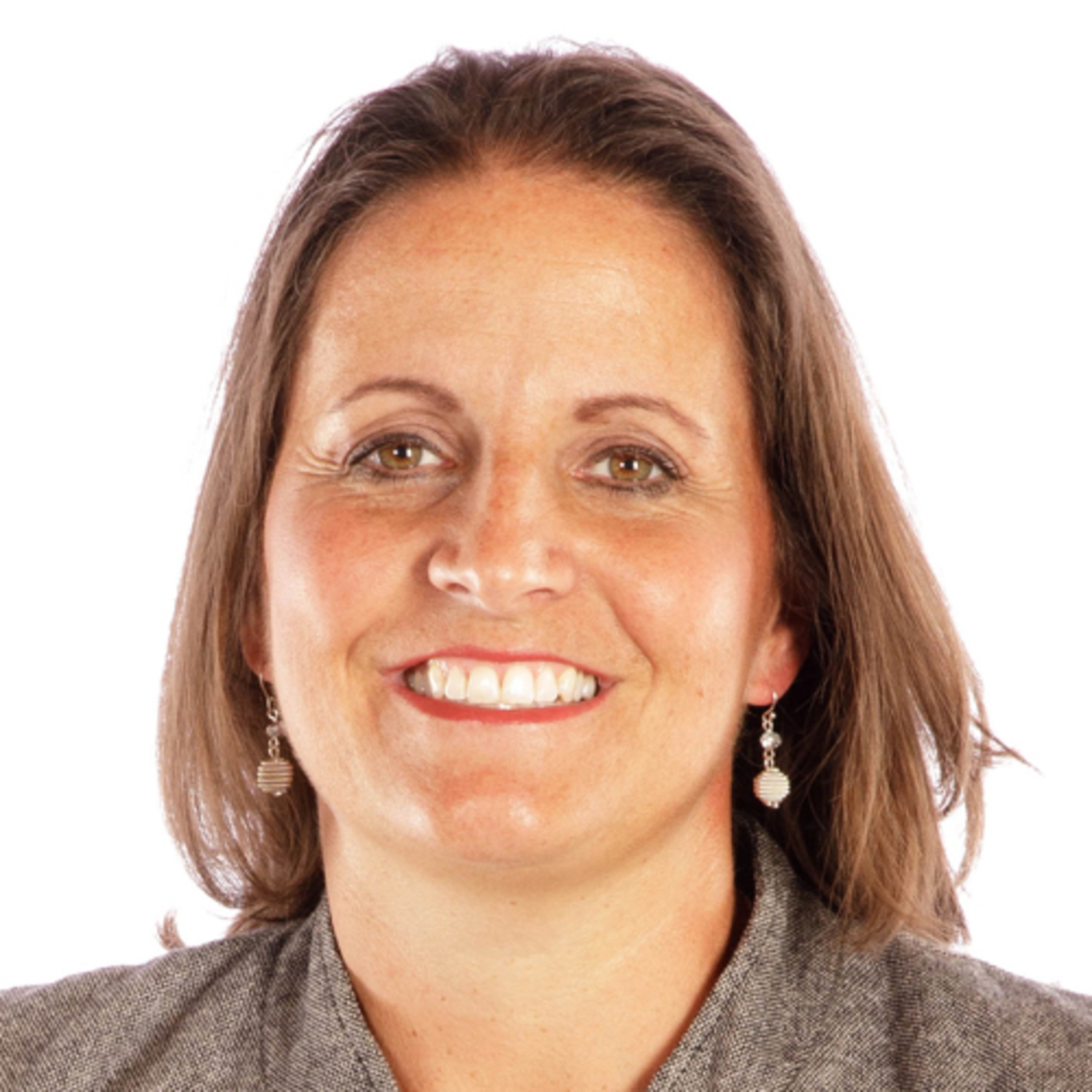 40 minutes with ABL/WNBA legend George Washington University Head Coach Jennifer Rizzotti  episode artwork