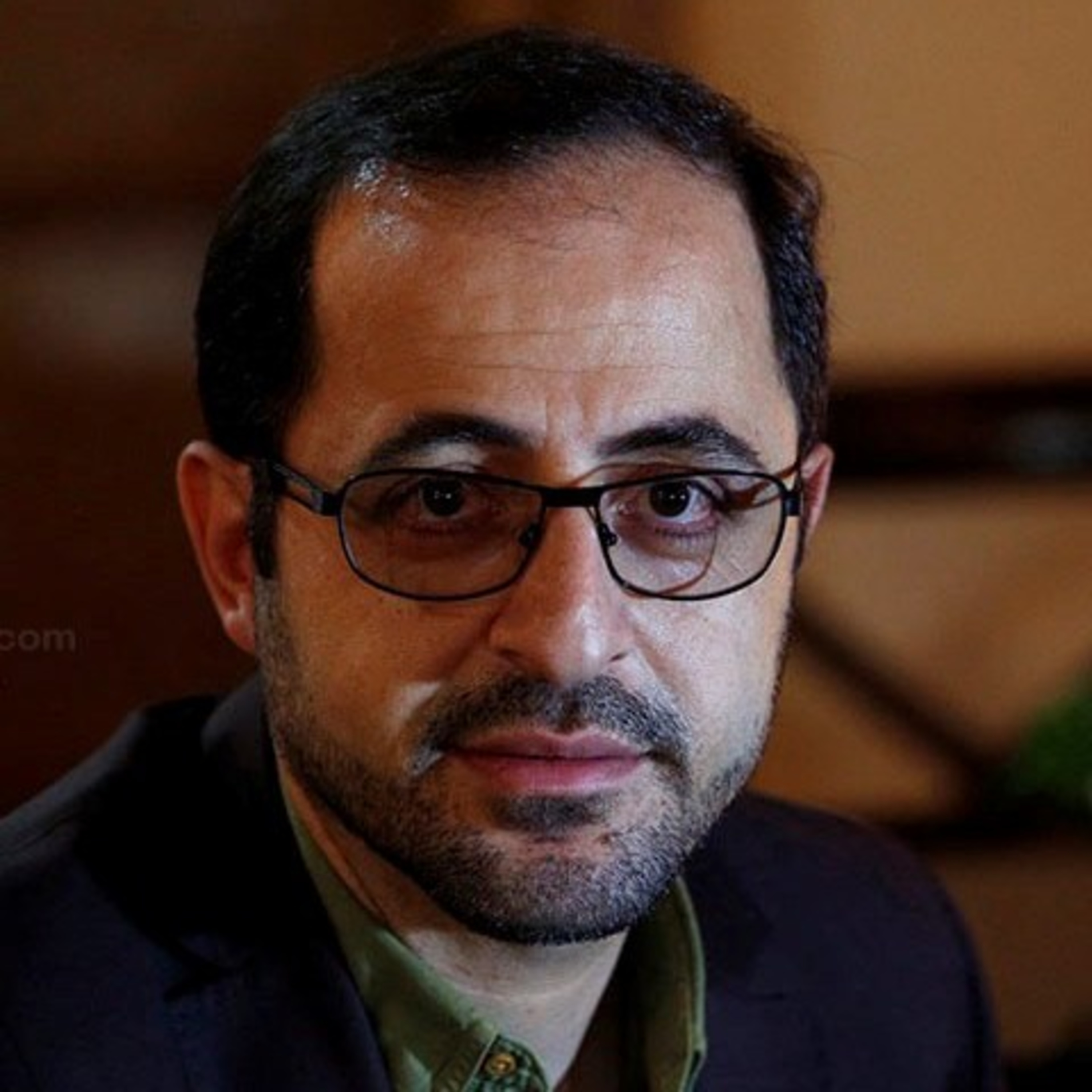 کاور من آسمان پر از ابرهای دلگیرم اگر تو دلخوری از من، من از خودم سیرم 💖 فاضل نظری 💖 علی ایلکا