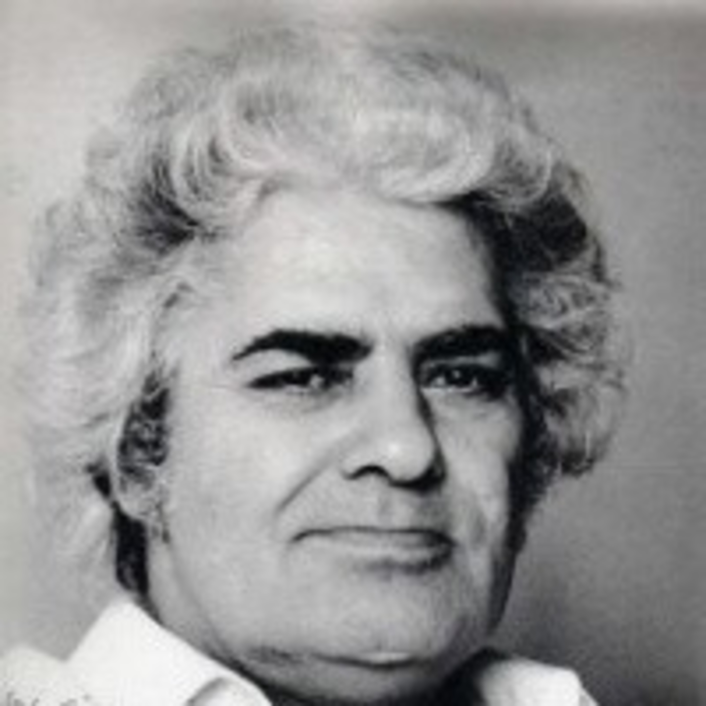 کاور زخم و مرگ در ساعت پنج عصر. درست ساعت پنج عصر بود. 💖 فدریکو گارسیا لوکا 💖 احمد شاملو