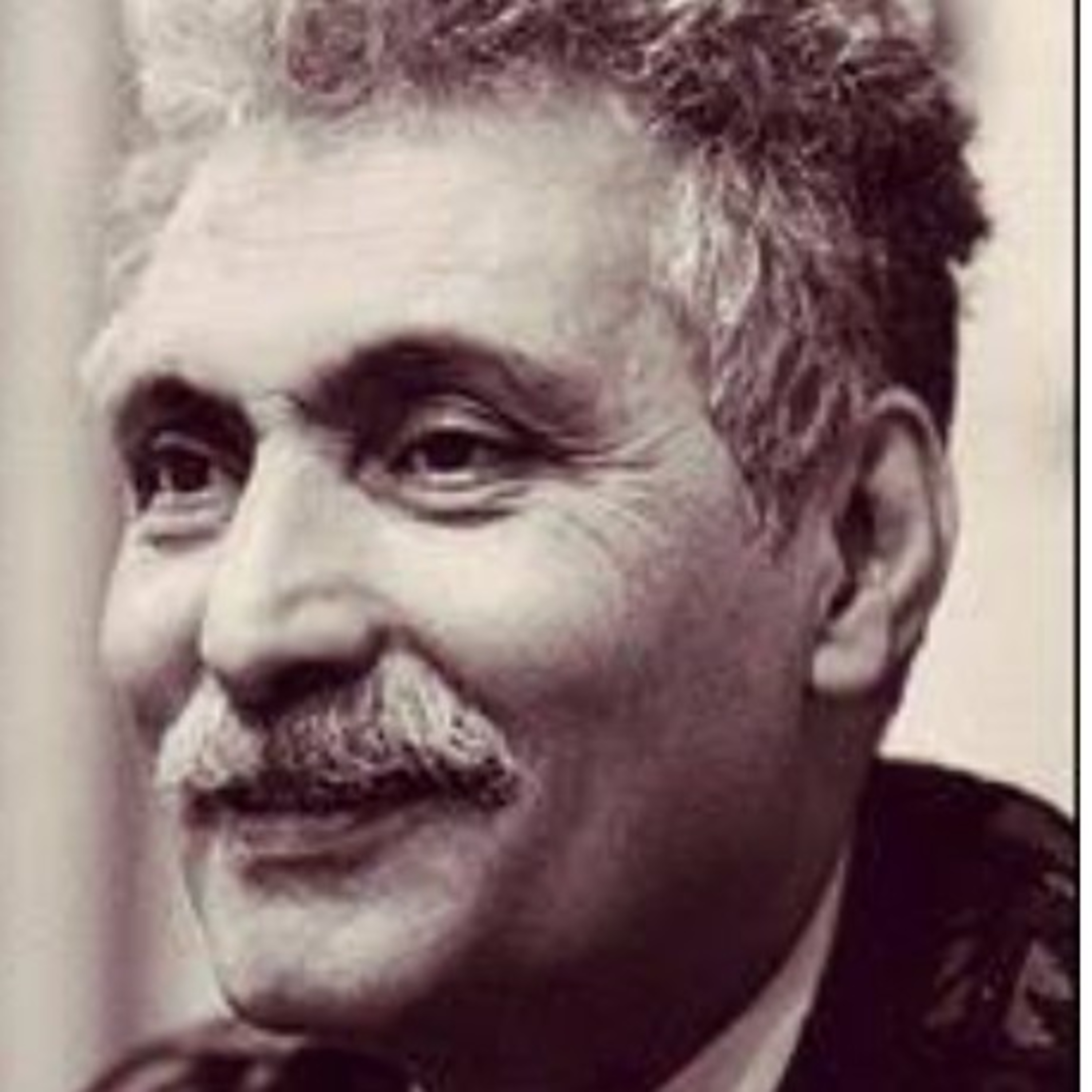 کاور در شبان غم تنهایی خویش 💖شعر:حمید مصدق💖خوانش:امیرنجفی