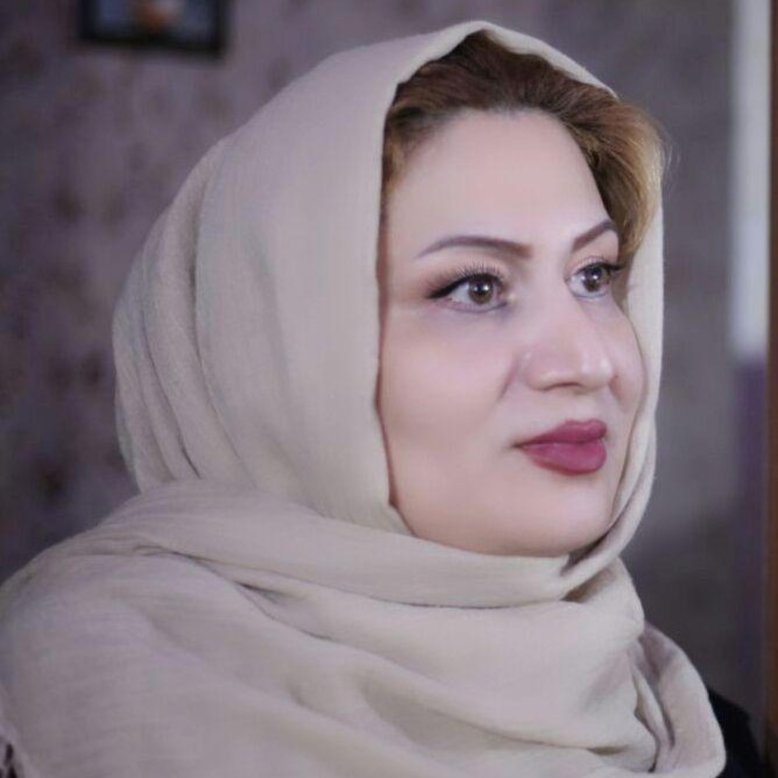 کاور هرچند که از ایل و تبار خفقانم💖مریم ناظمی💖
