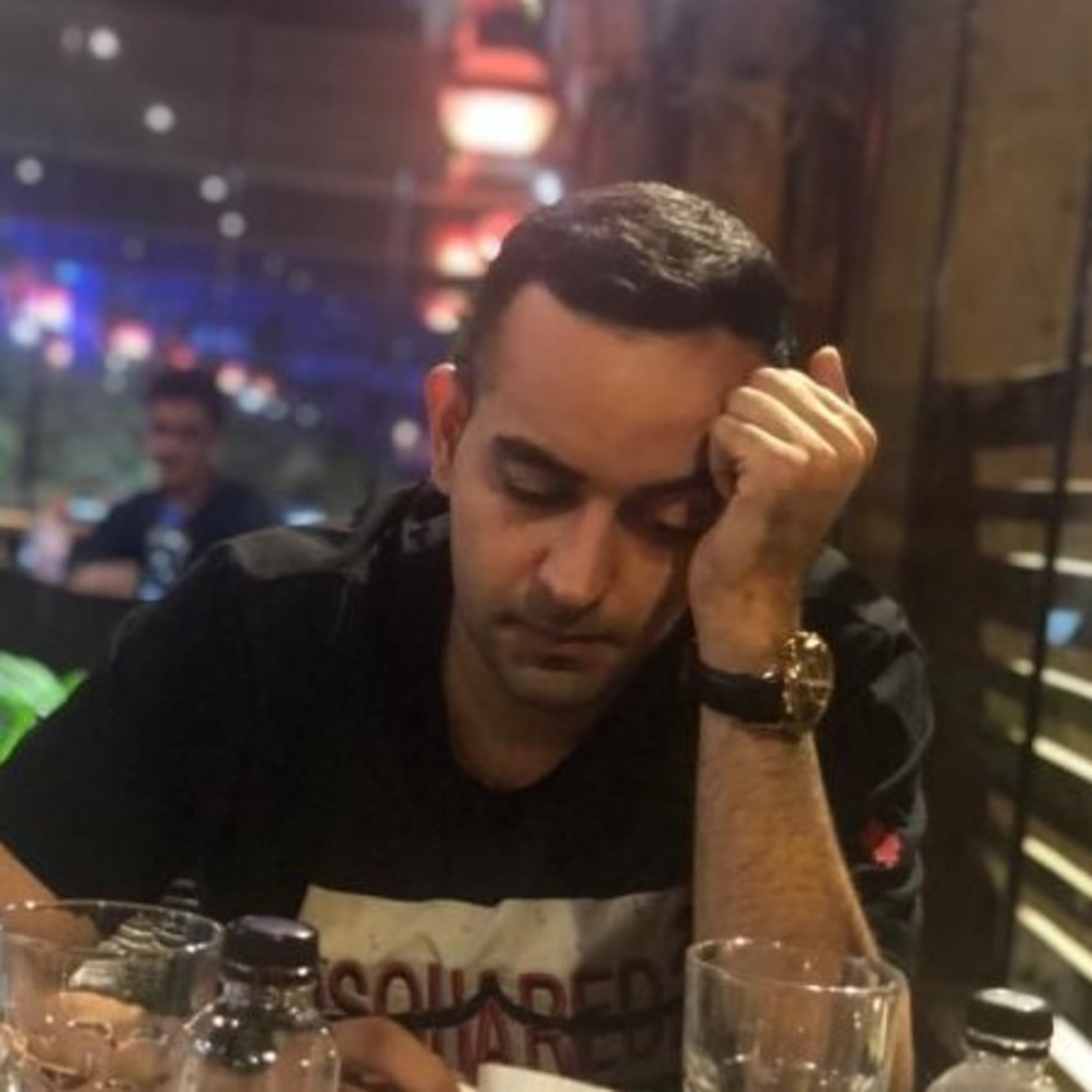 کاور یاد آن روز بخیر!
برکهای بودم آرام و رها
دور از مردم شهر....دور از...💖 غلی مجیبی 💖 آیلار غفرانی