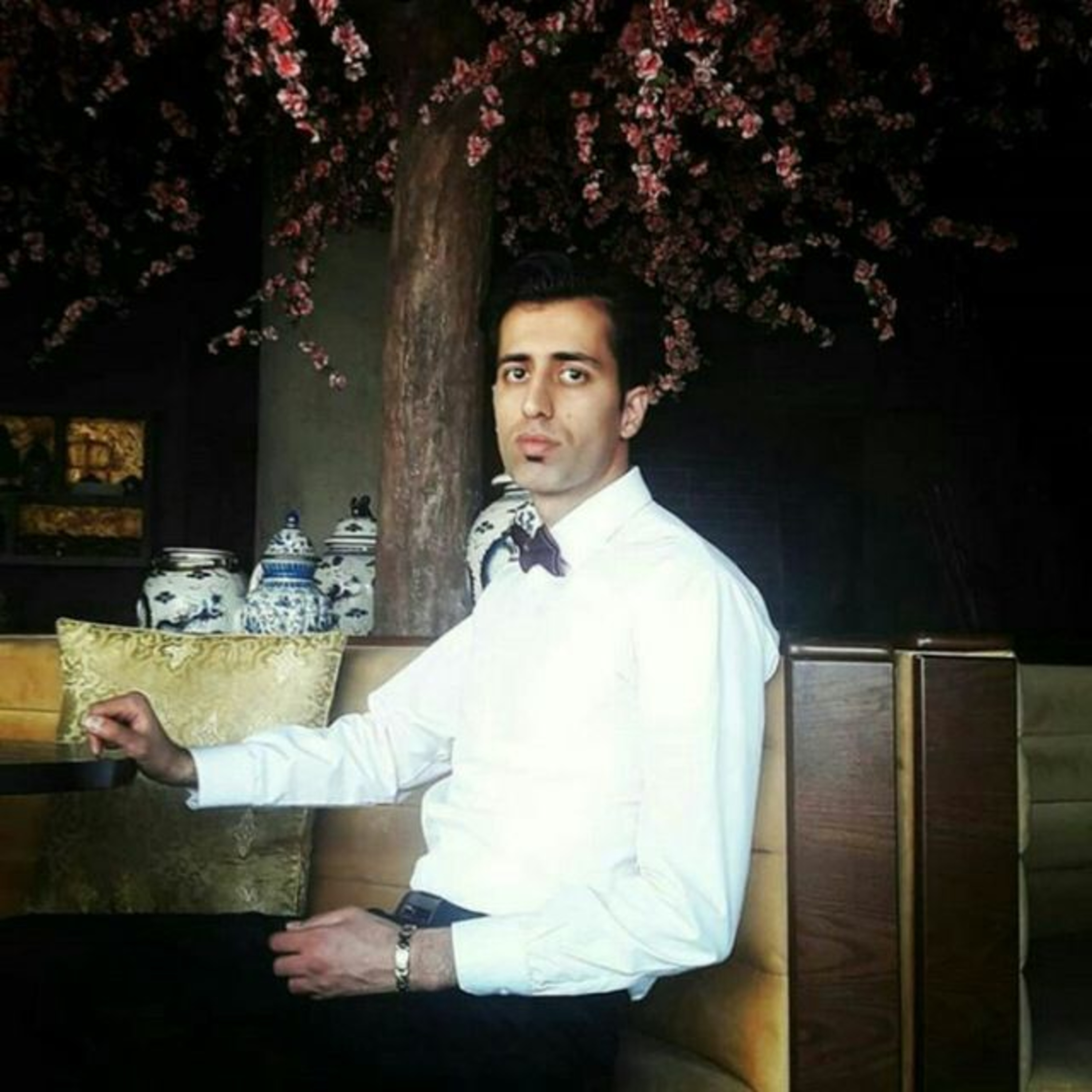 بگذار سر به سینه ی من تا که بشنوی ....آهنگ اشتیاق دلی دردمند را 💖 گزیده اشعار 💖💖 امیر نجفی
