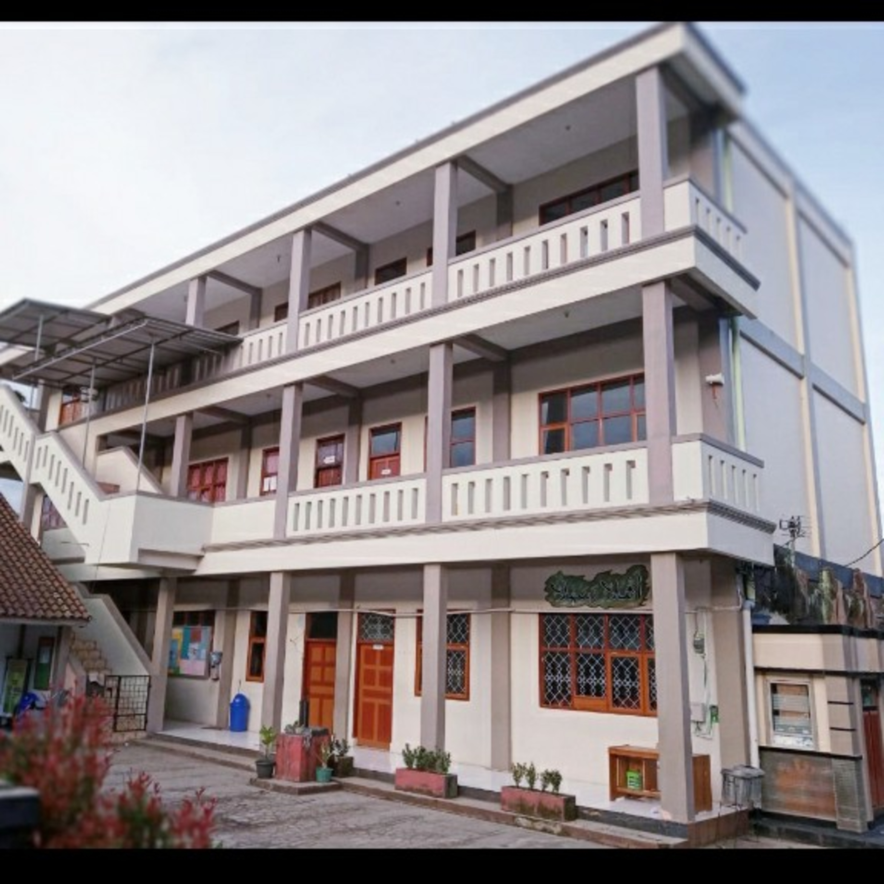 NGOBROL
