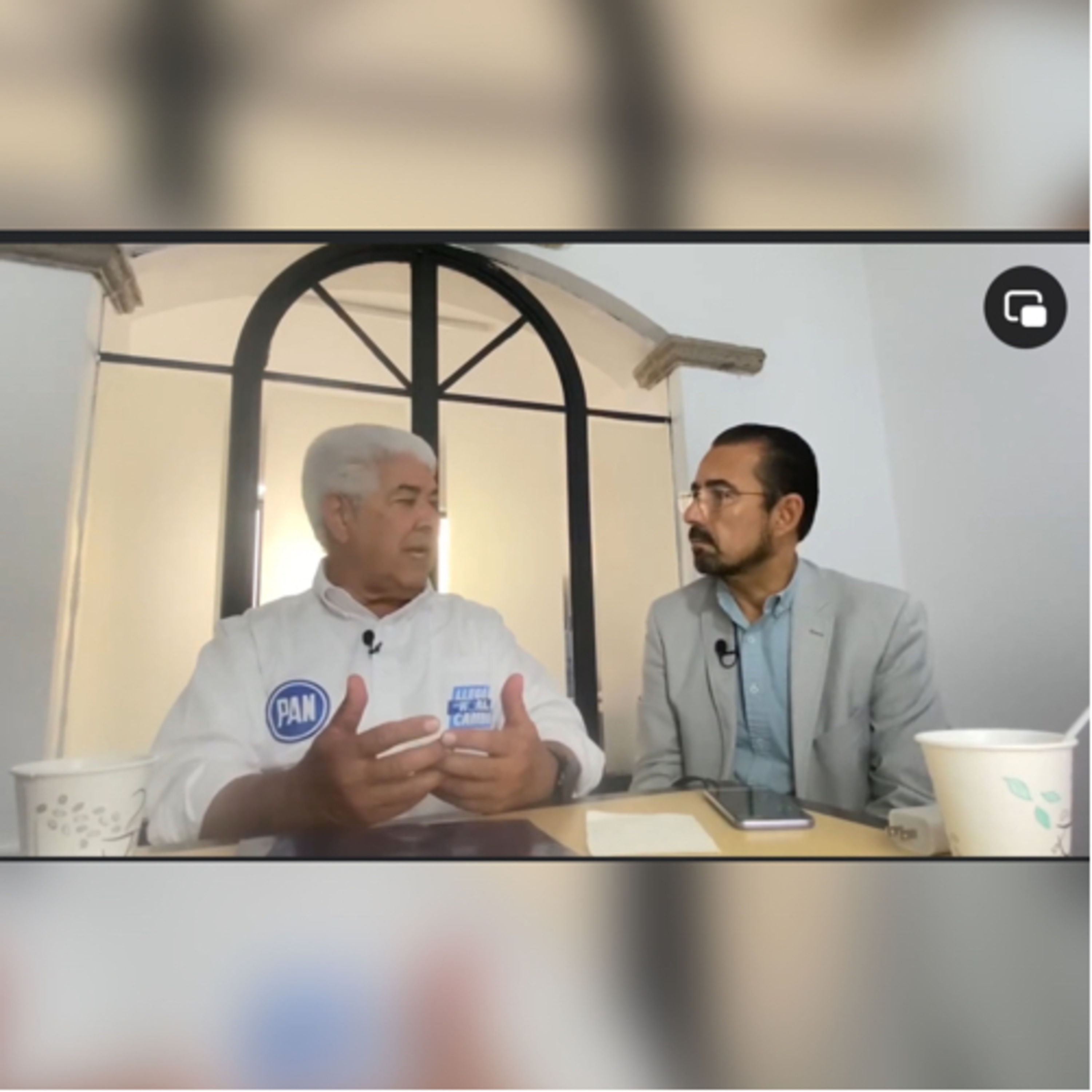 Charlando con...