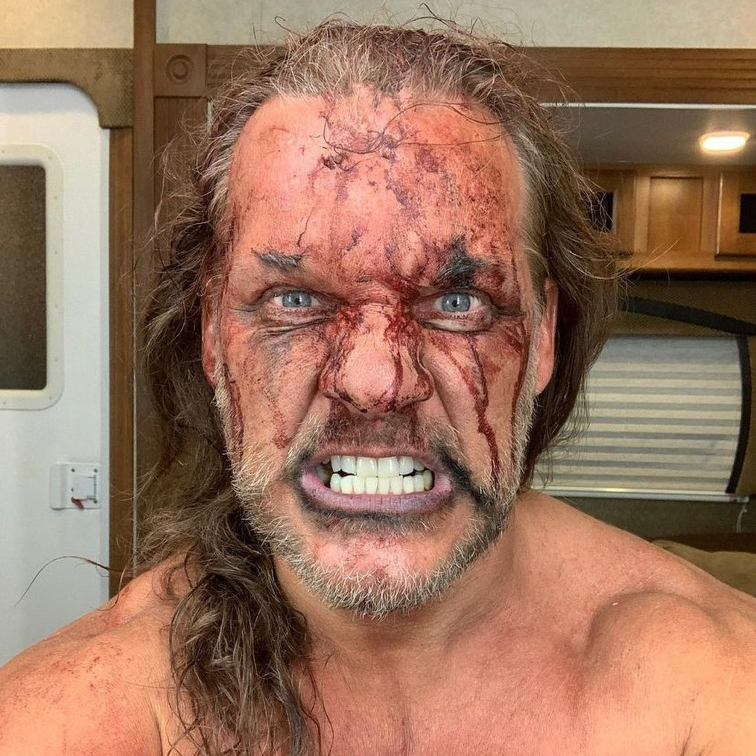 Errorres y Horrores en AEW episode artwork