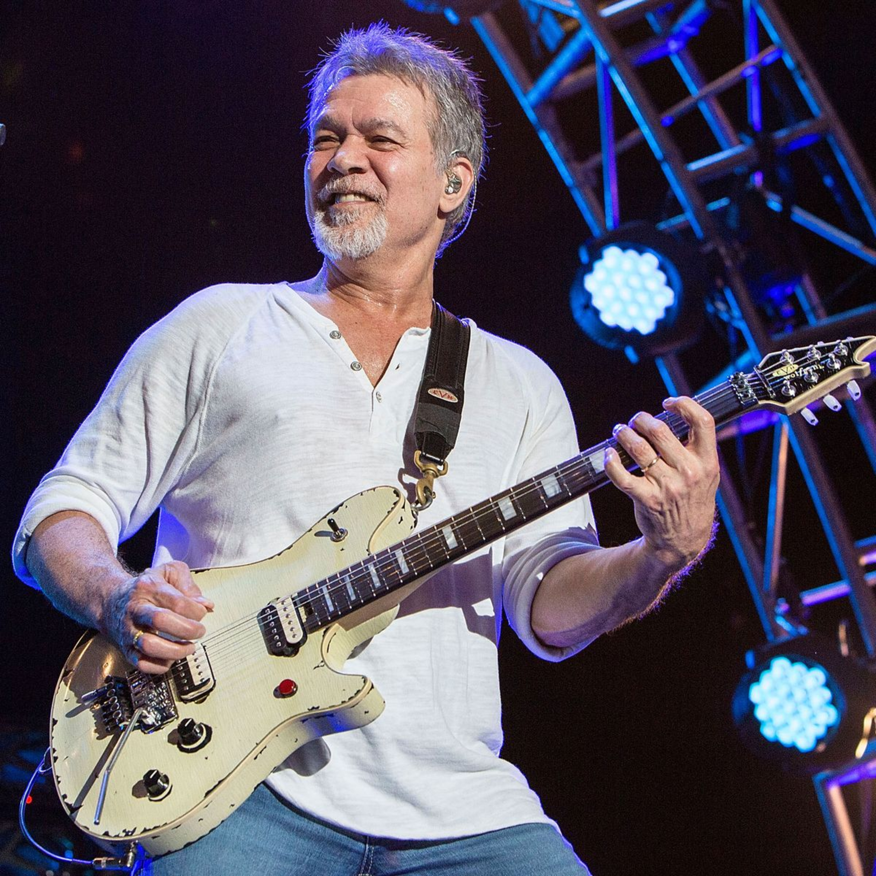 EDDIE VAN HALEN DEAD AT 65 episode artwork