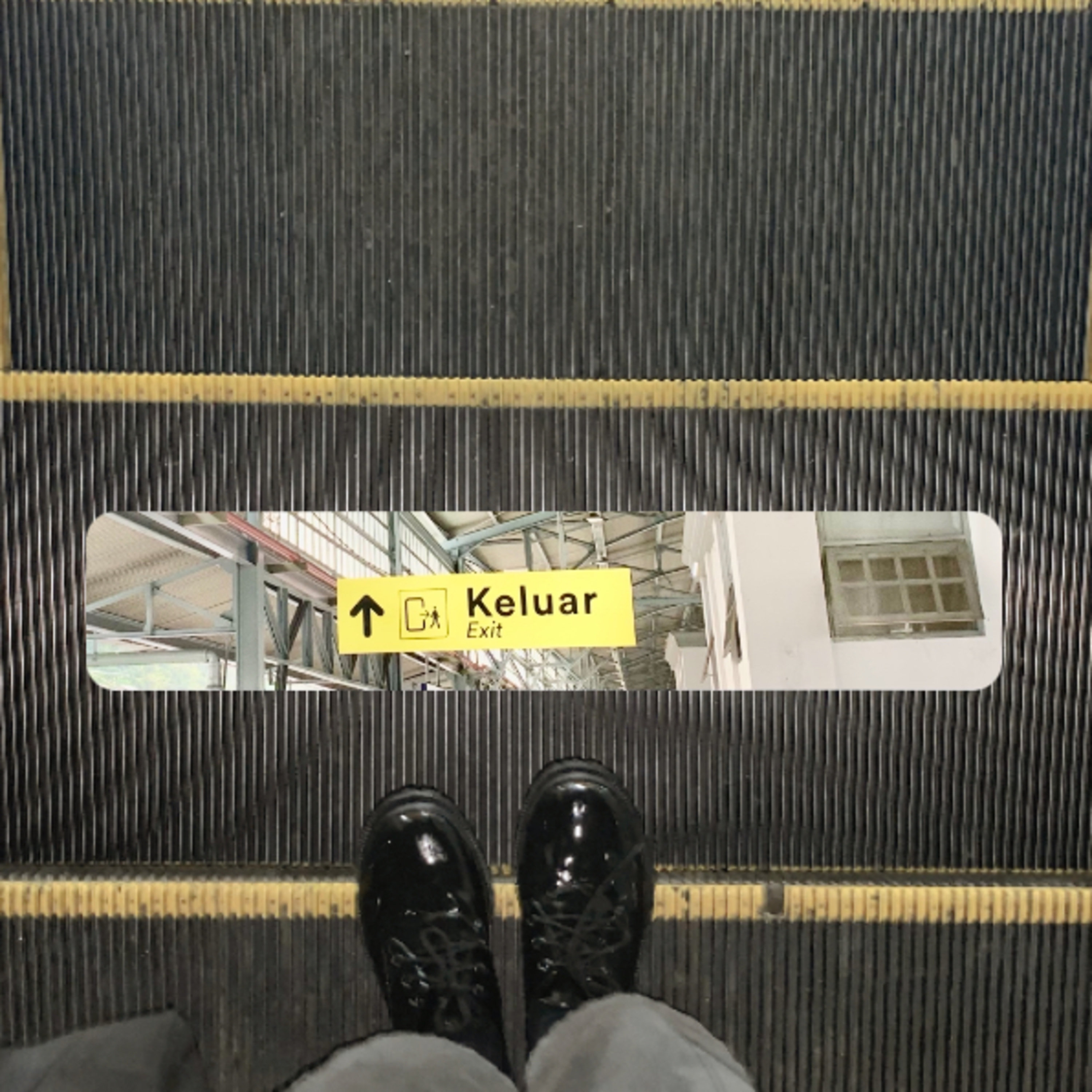 Helloduniaku