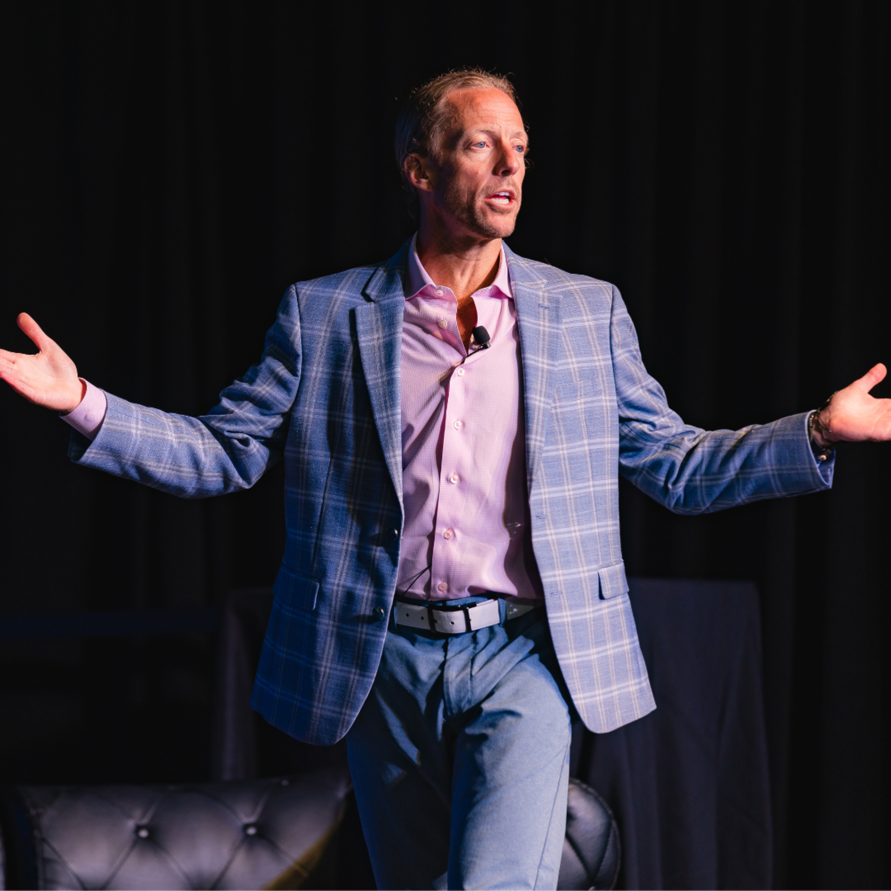 205. How To Share Your Story In Your Marketing episode artwork