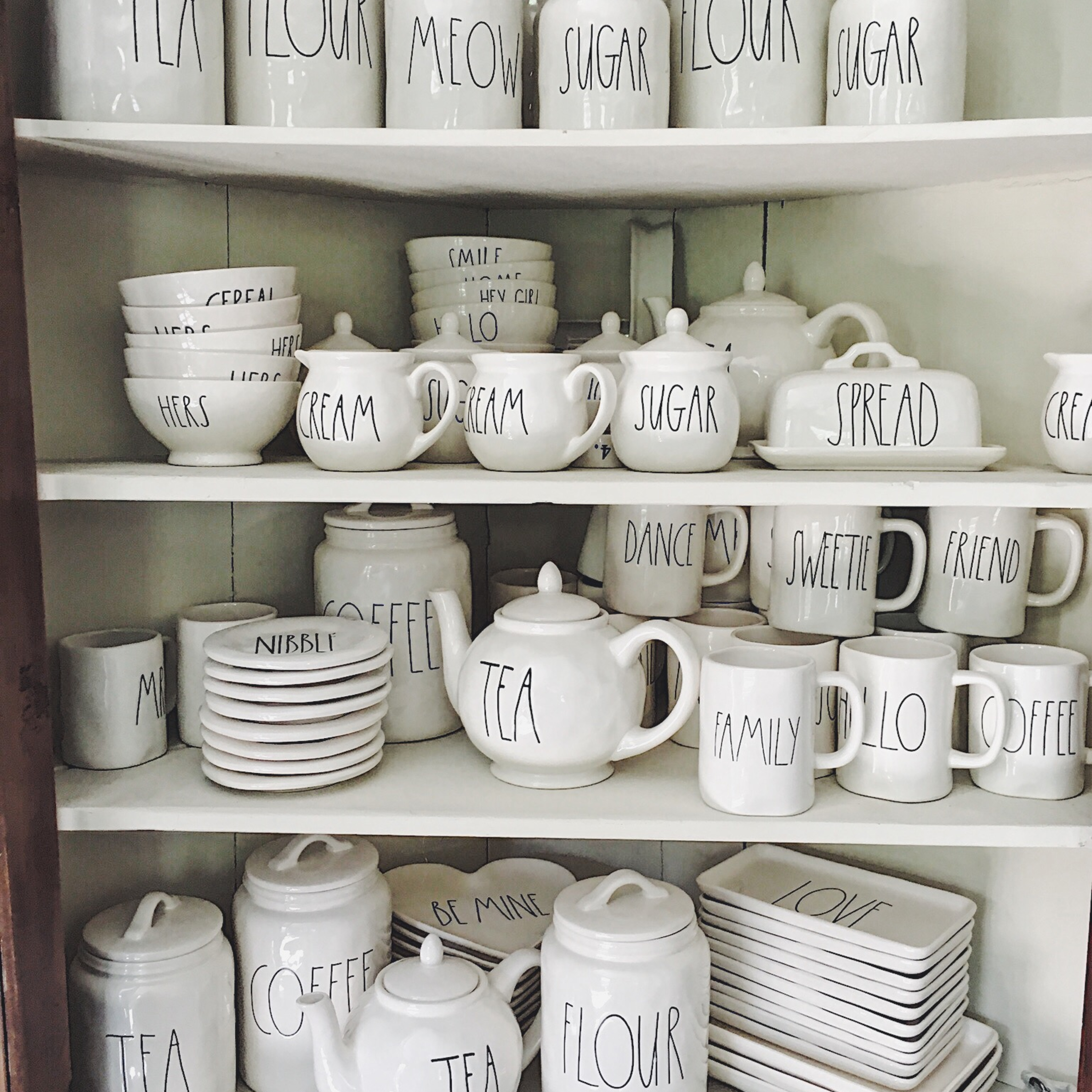 Dinnerware Retail  episode artwork