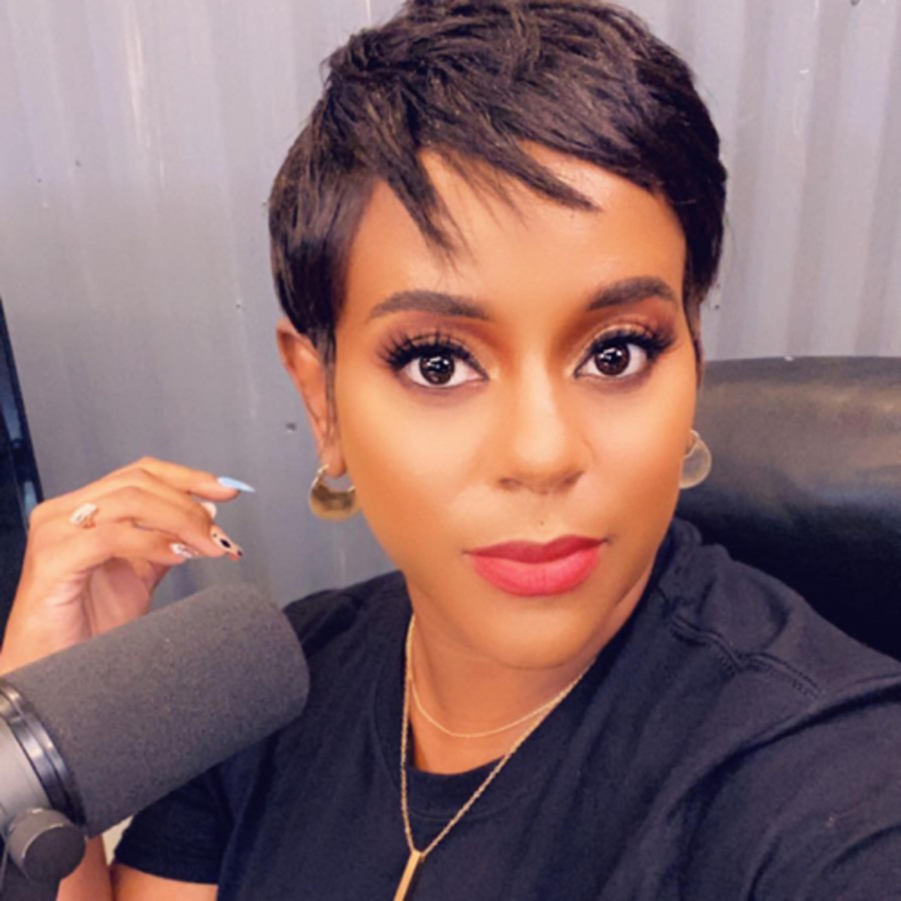 Let’s Talk About Errrrythang with JonseySweet