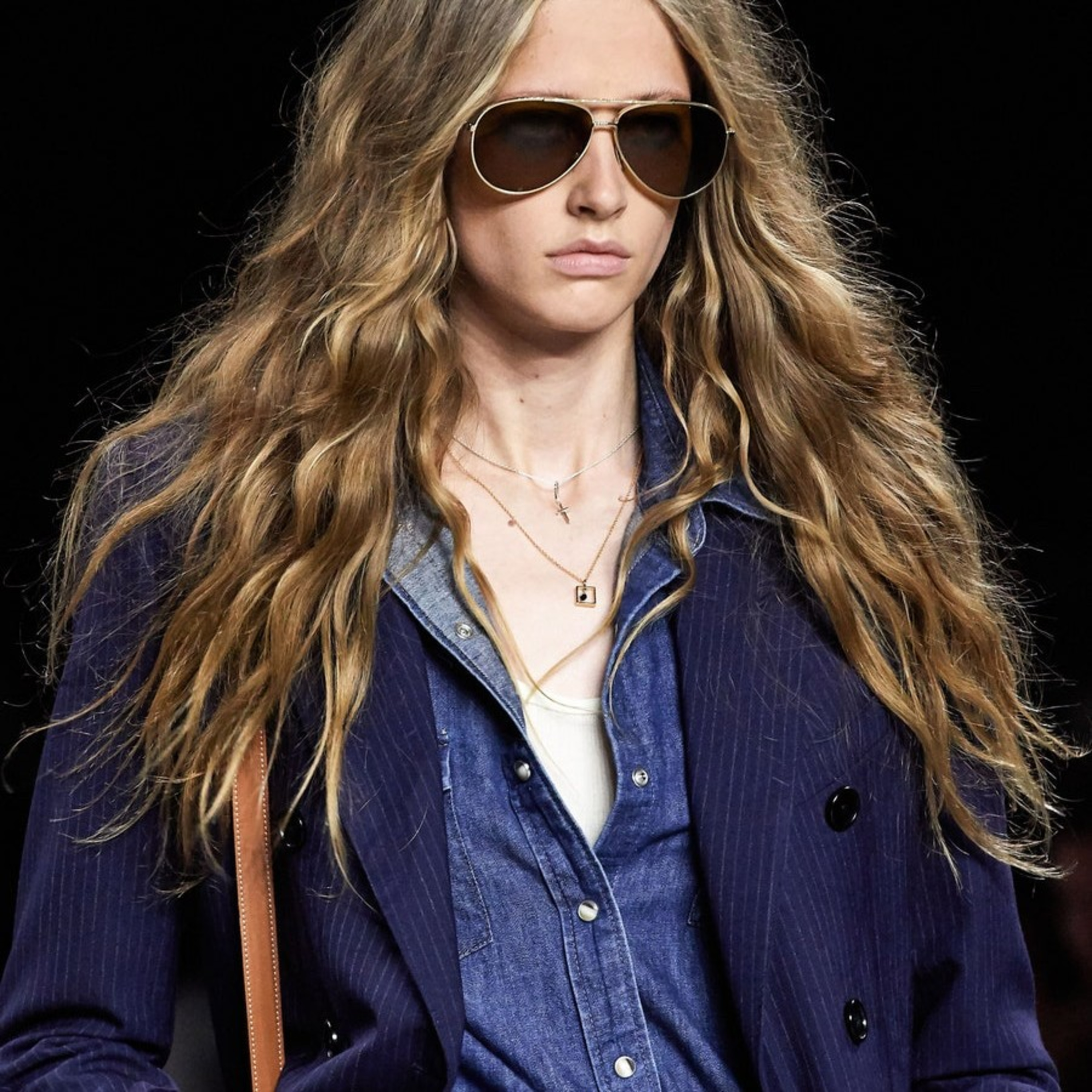Deme-ncias I - sobre GIVENCHY
