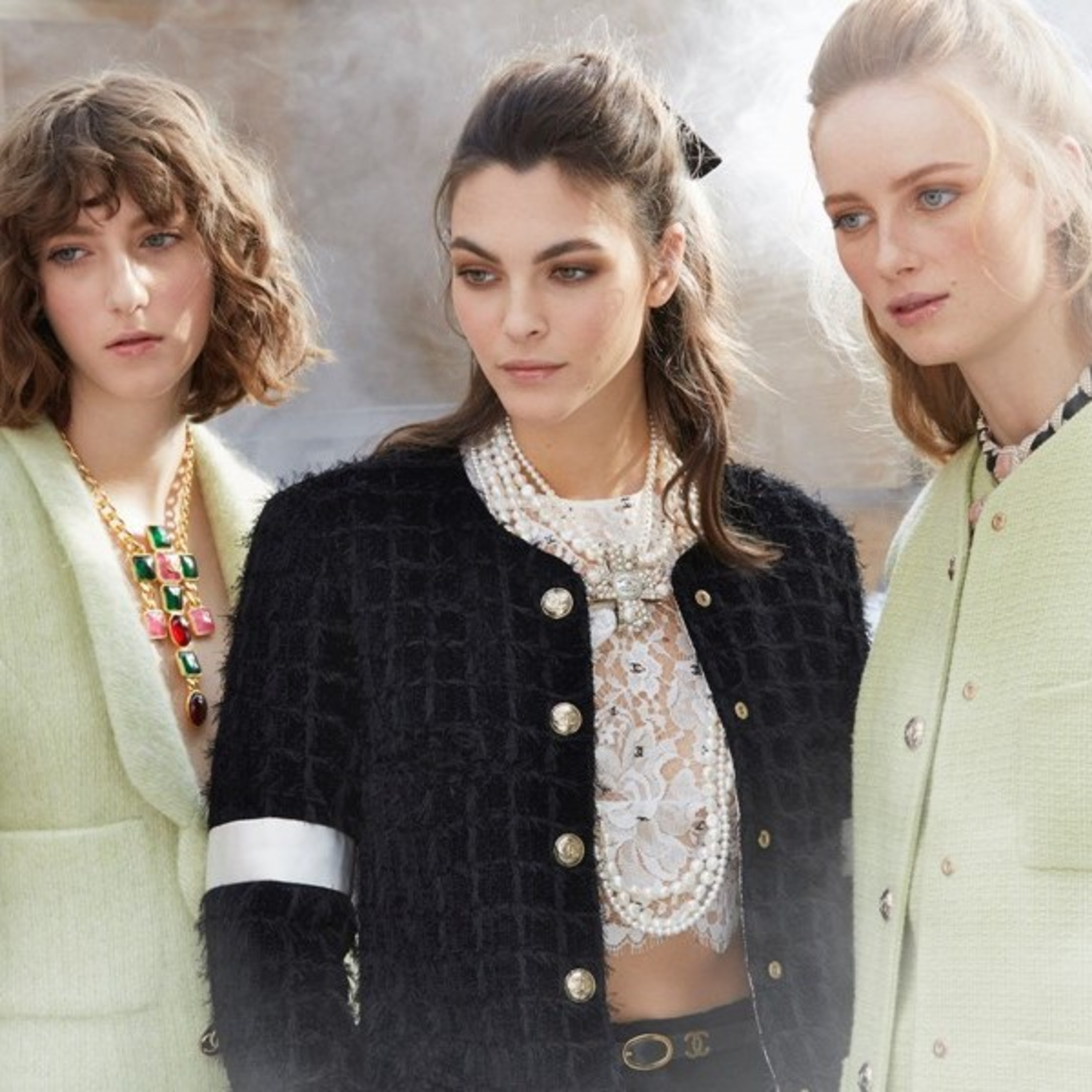 Deme-ncias I - sobre GIVENCHY