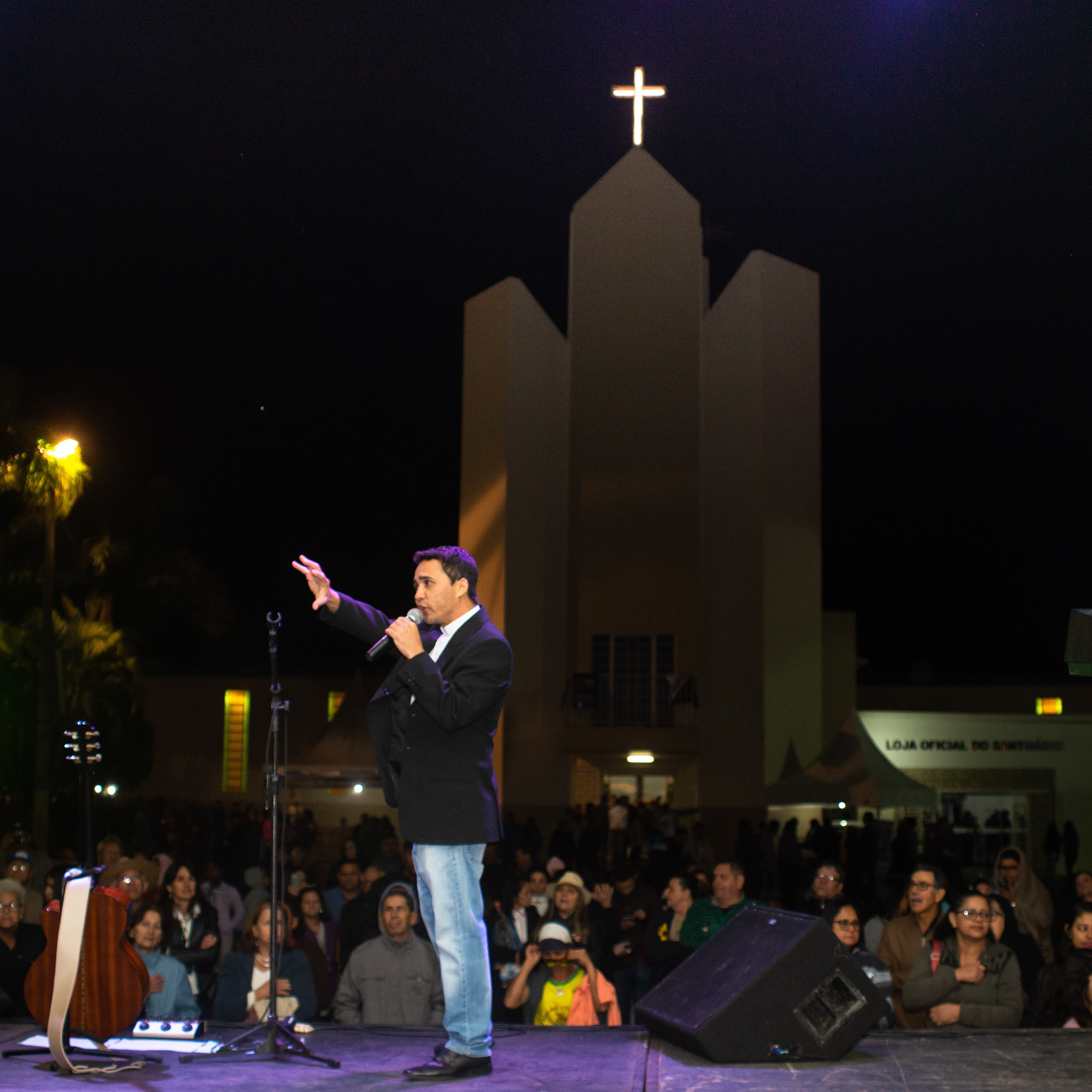 PADRE IVANILTON SILVA