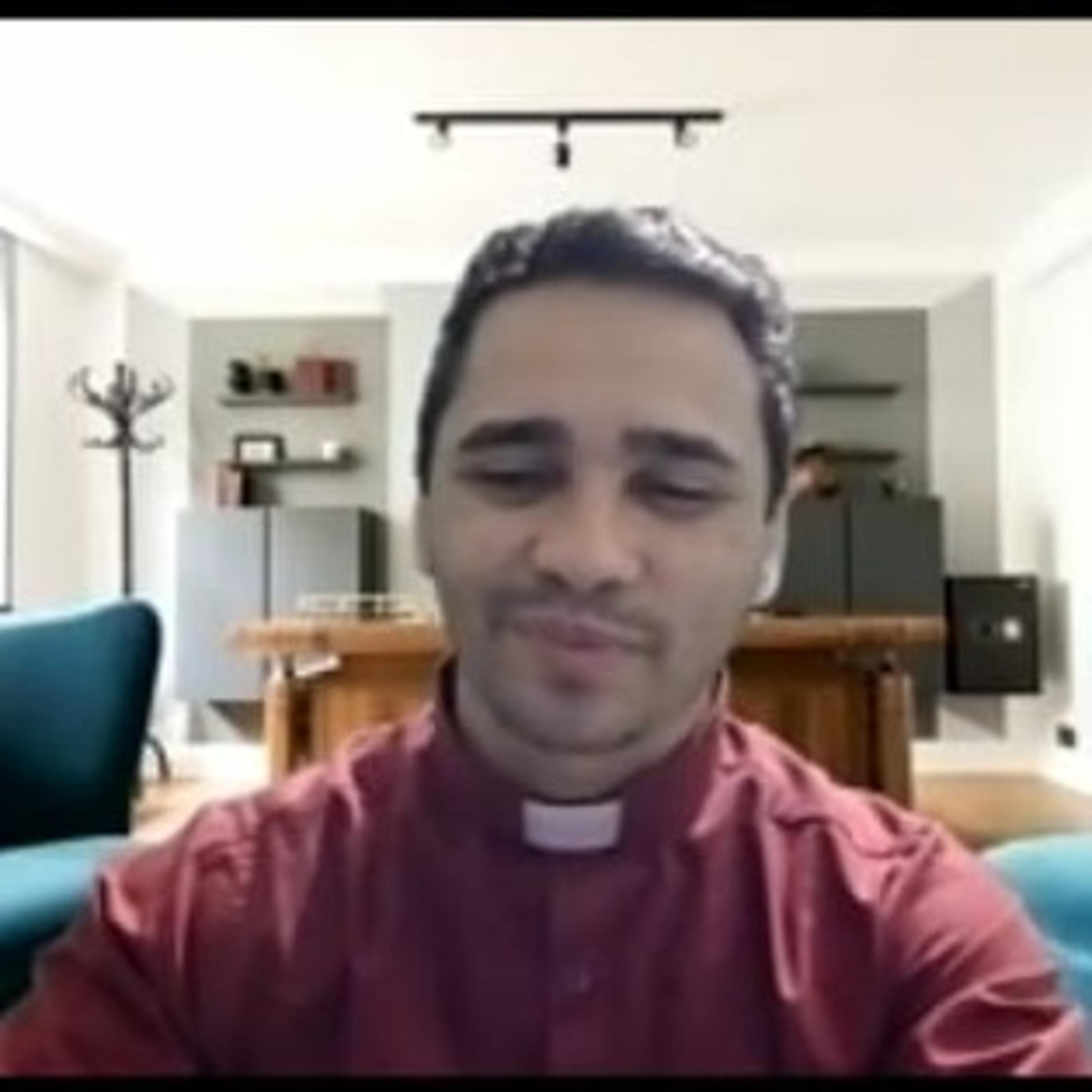 PADRE IVANILTON SILVA