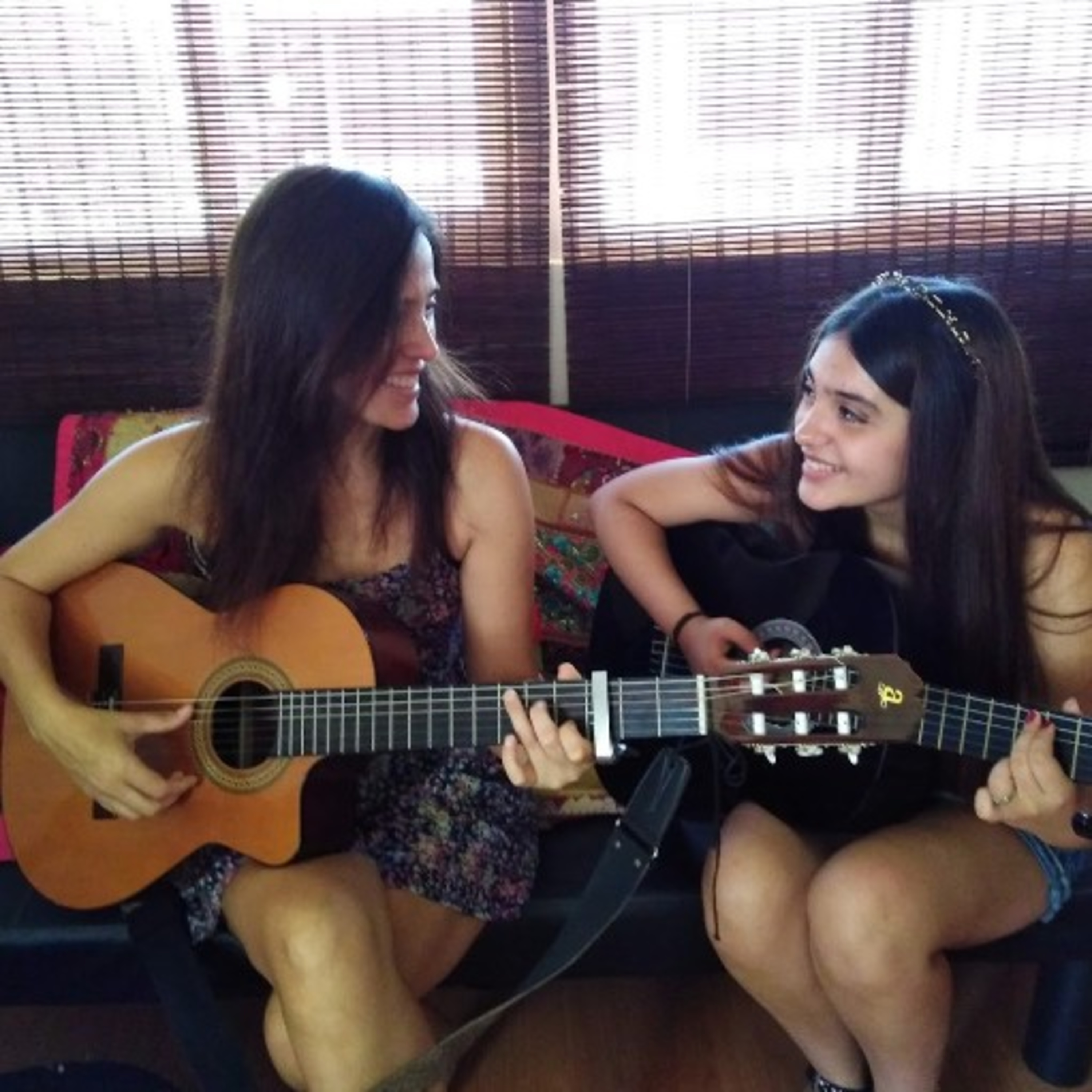 Partituras de la vida musical Madre e Hija (respondiendo sus preguntas) episode artwork