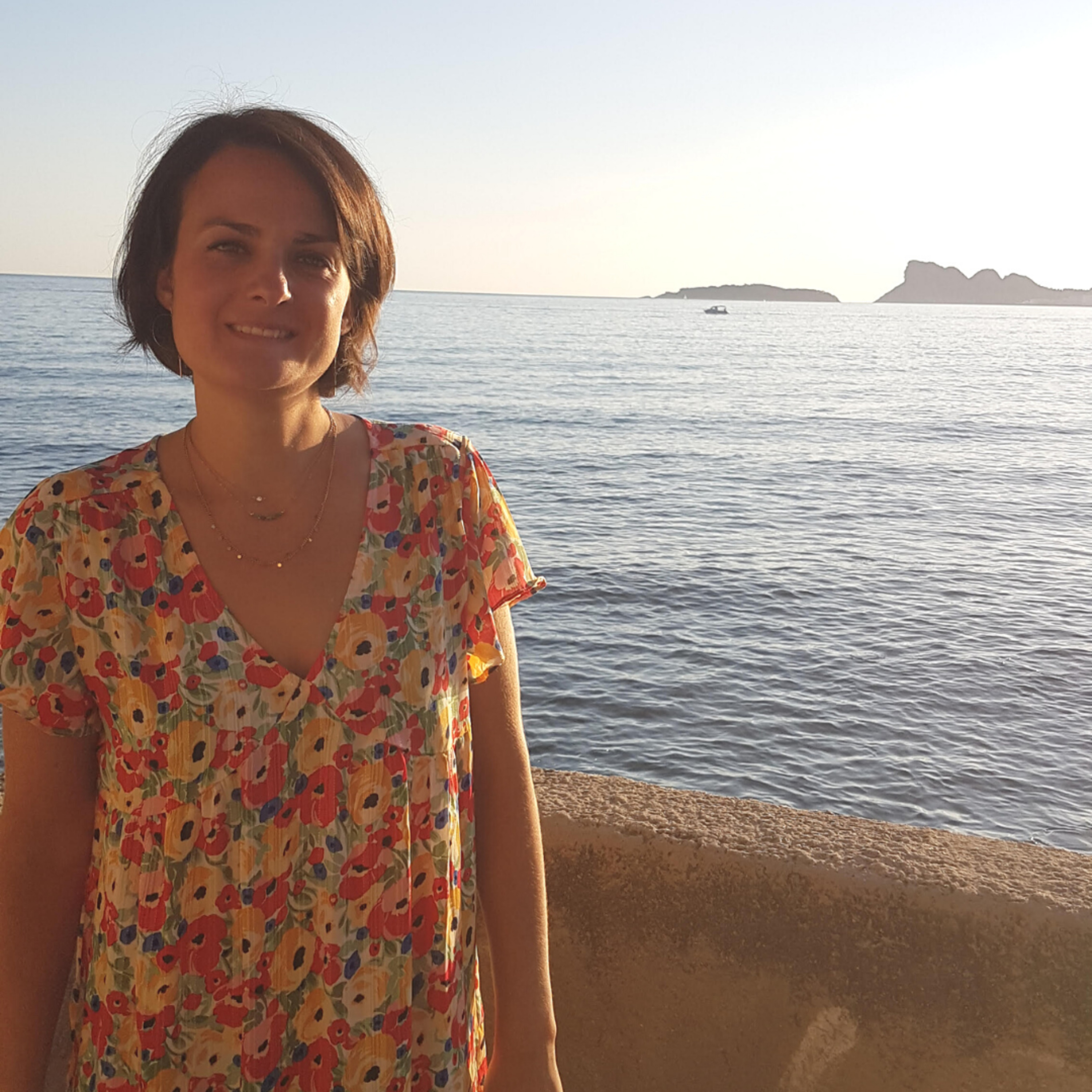 #12 - Oser se reconvertir et faire face à ses peurs - Anna Coutton, auteure “Dites non à une voie toute tracée, le marathon de la reconversion”.