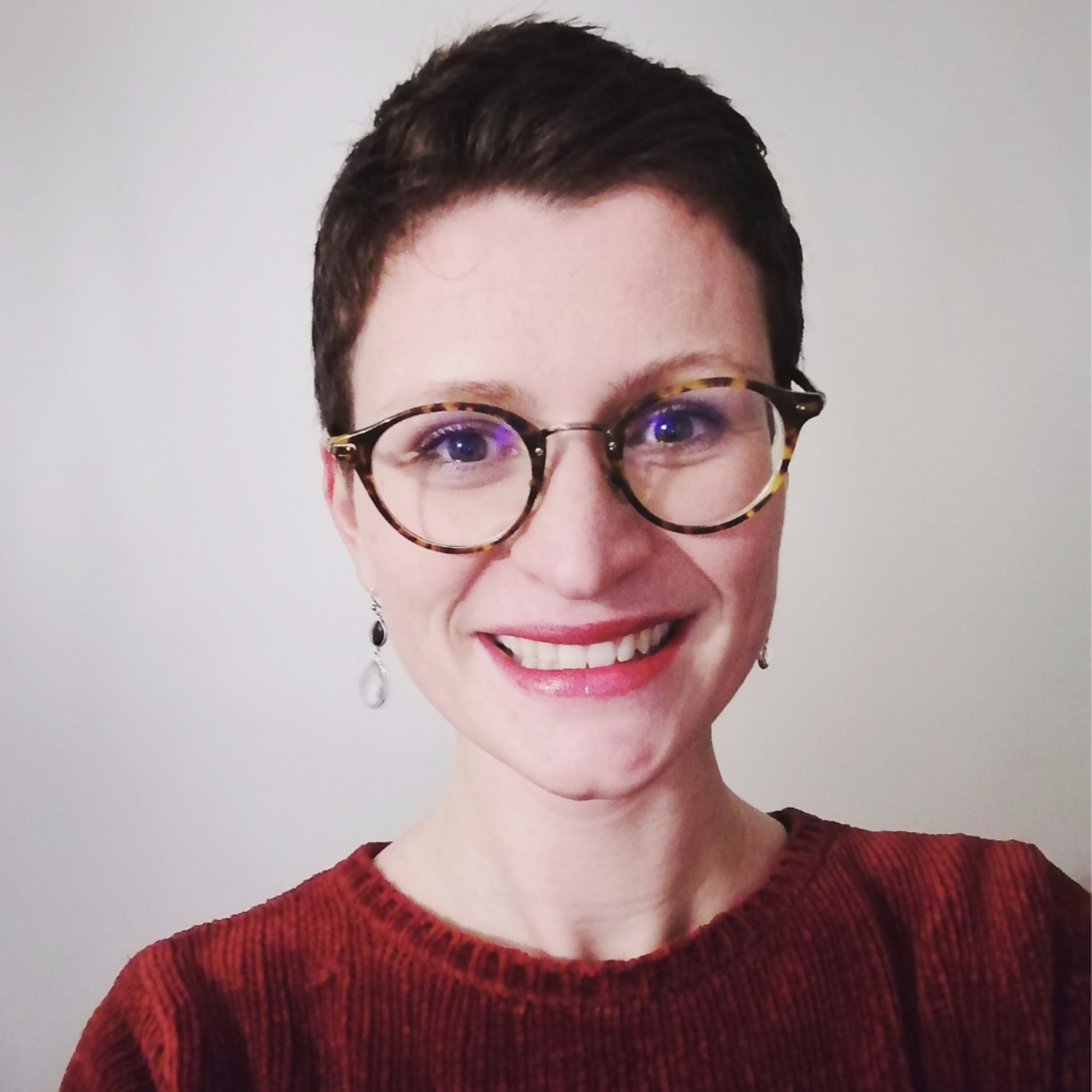 #16 - Se reconvertir de façon progressive dans l’entrepreneuriat - Manon Baëlen, accompagnatrice en soins énergétiques et massages