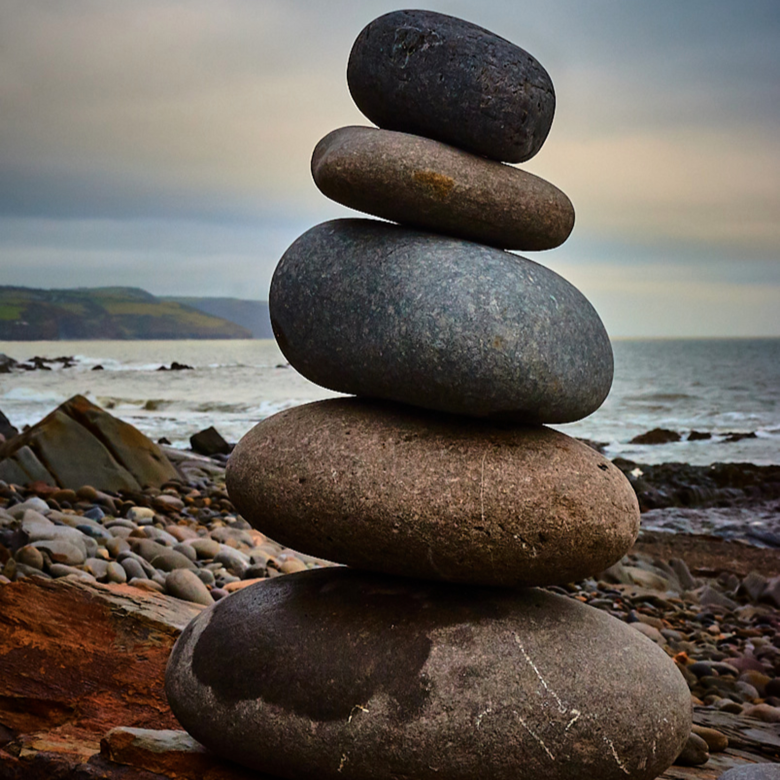 I\'ve got a little black book (@Occams_Beard)