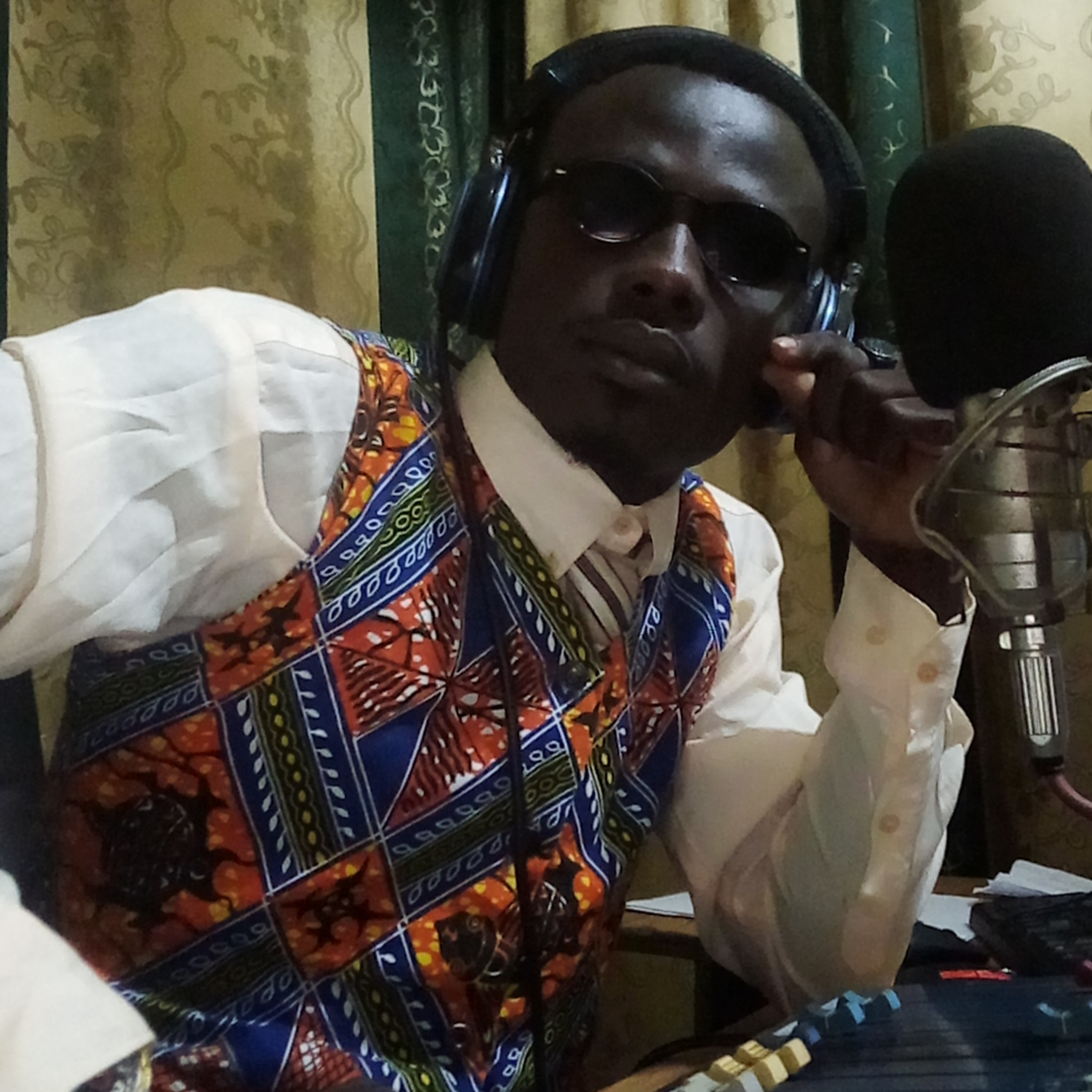 LUNCHING OF DF RADIO 94.2MHz