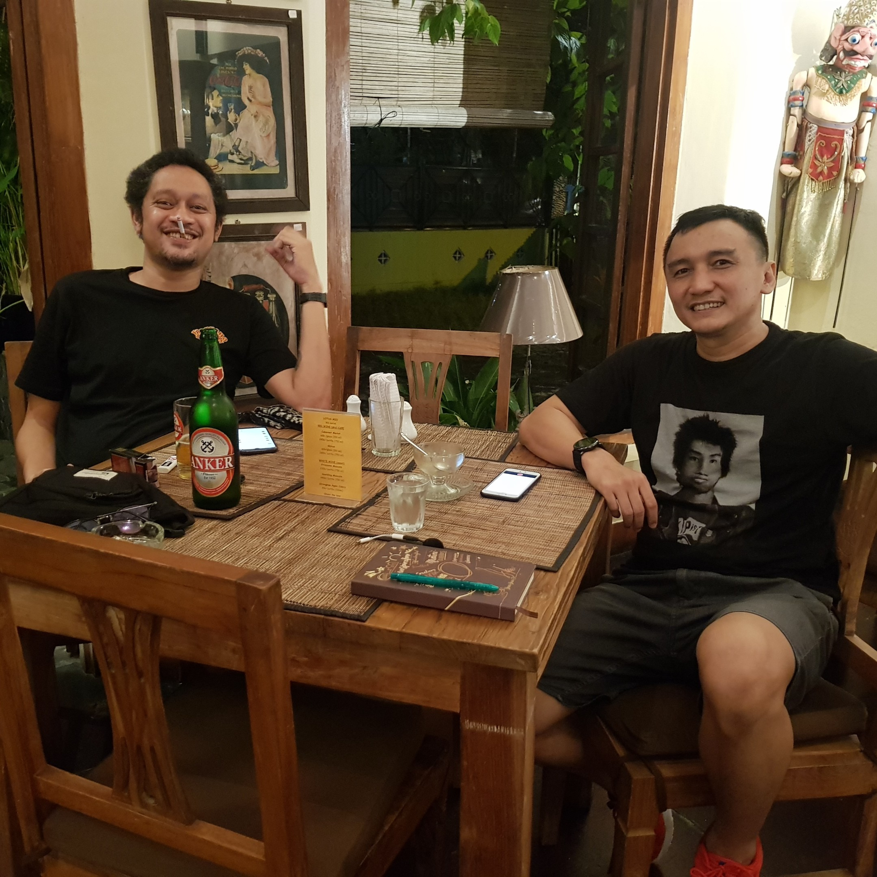 PNS (Podcastnya Nicko Sih)