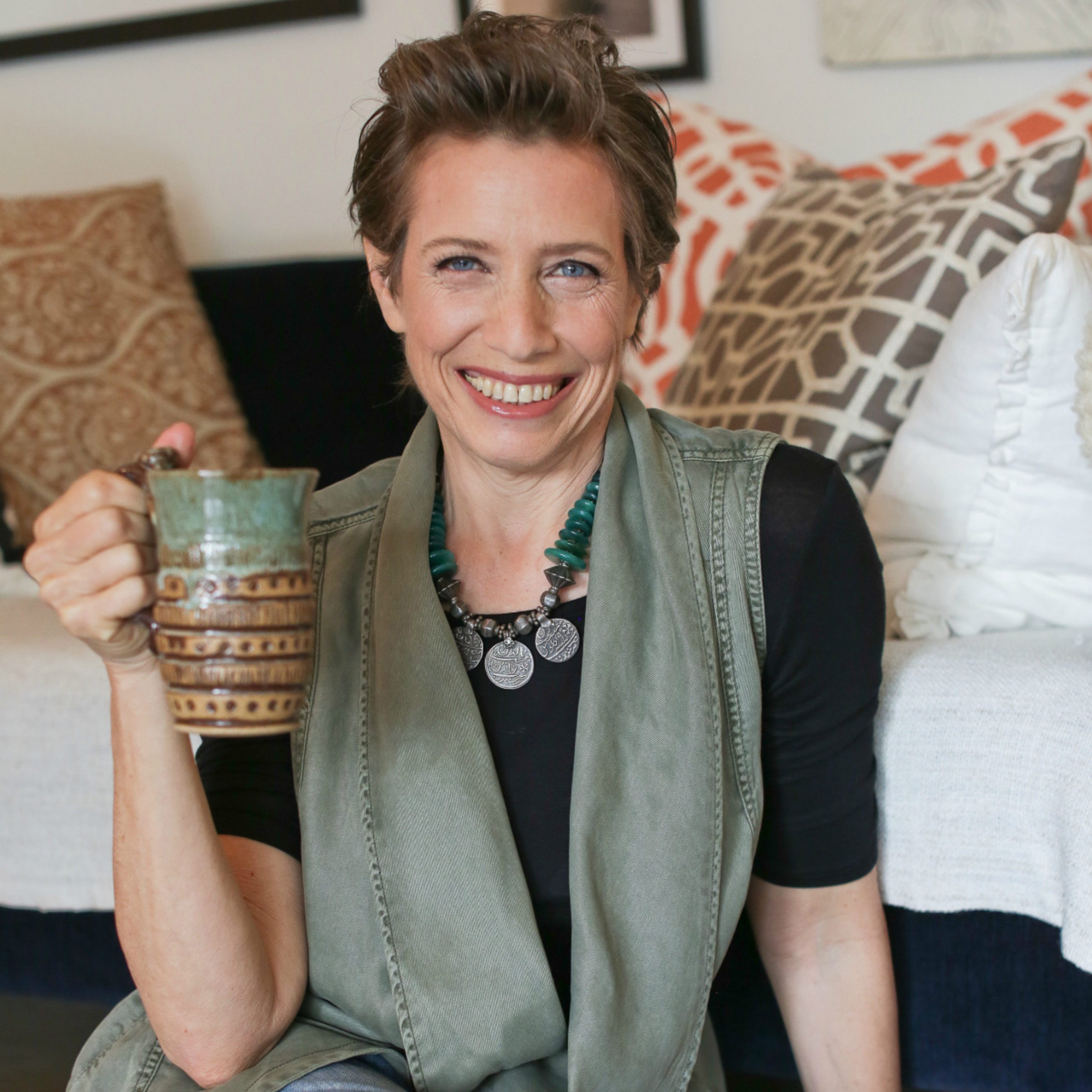 Ep. 219 - Root Causes of Speaking FEAR with Linda Ugelow episode artwork