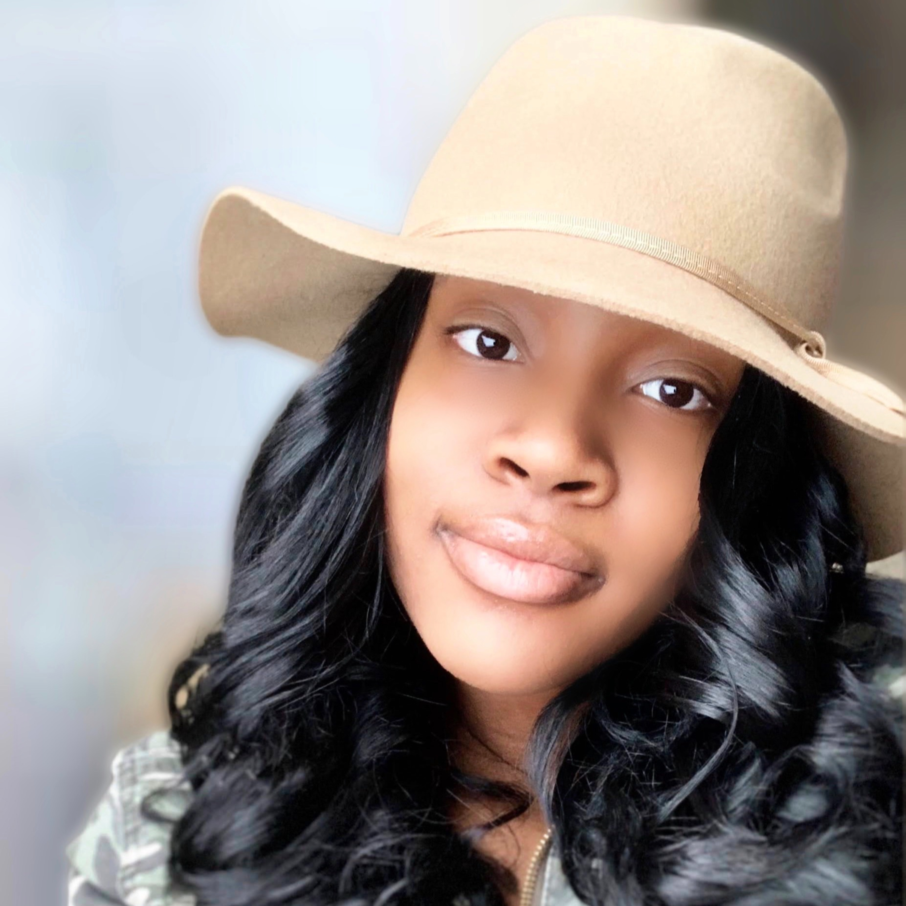 Ep. 281 - Finding Light in a Dark Place with Shannon Monet episode artwork