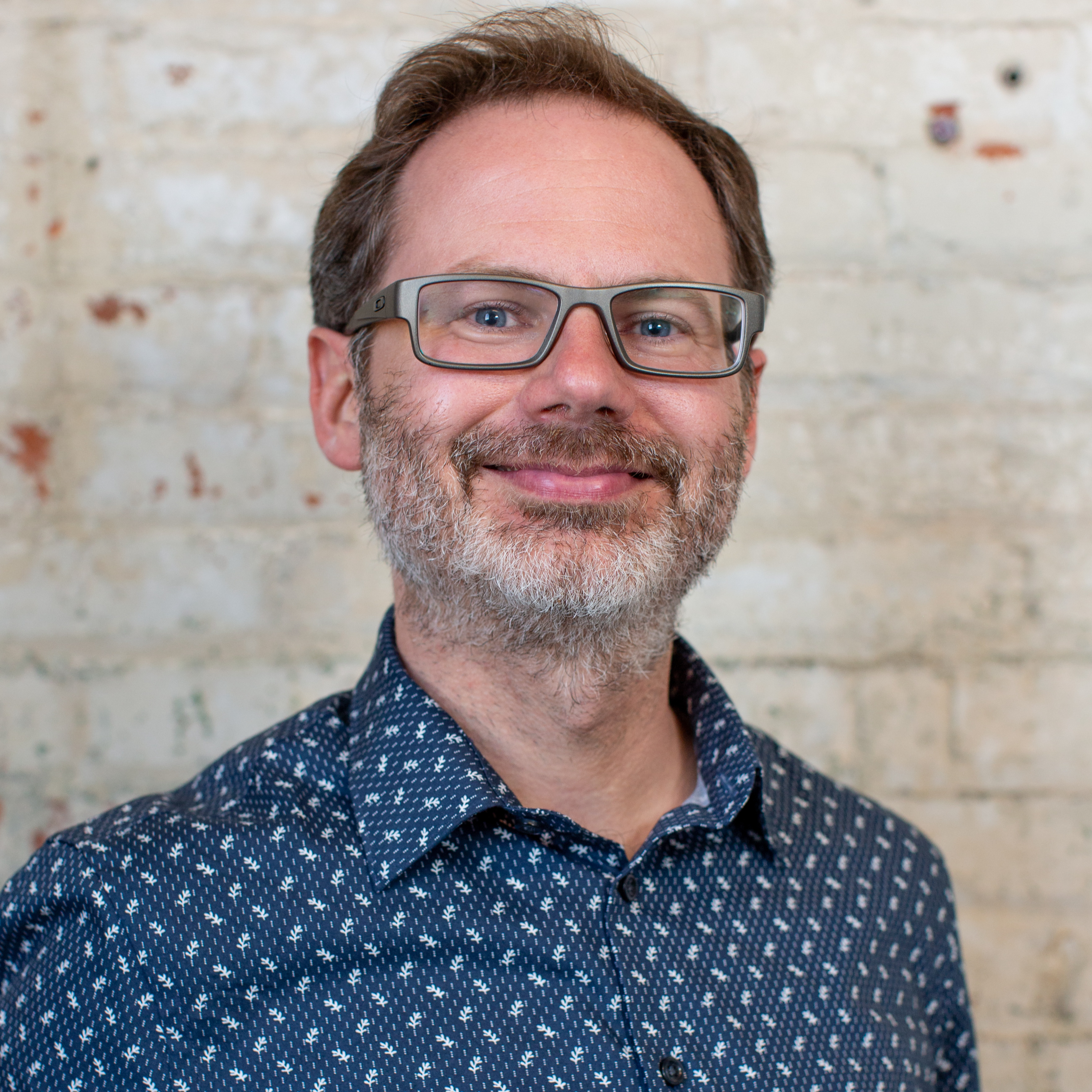 Ep. 453 - What You Need to Know About Copywriting & Creative Writing with Josh Womack episode artwork