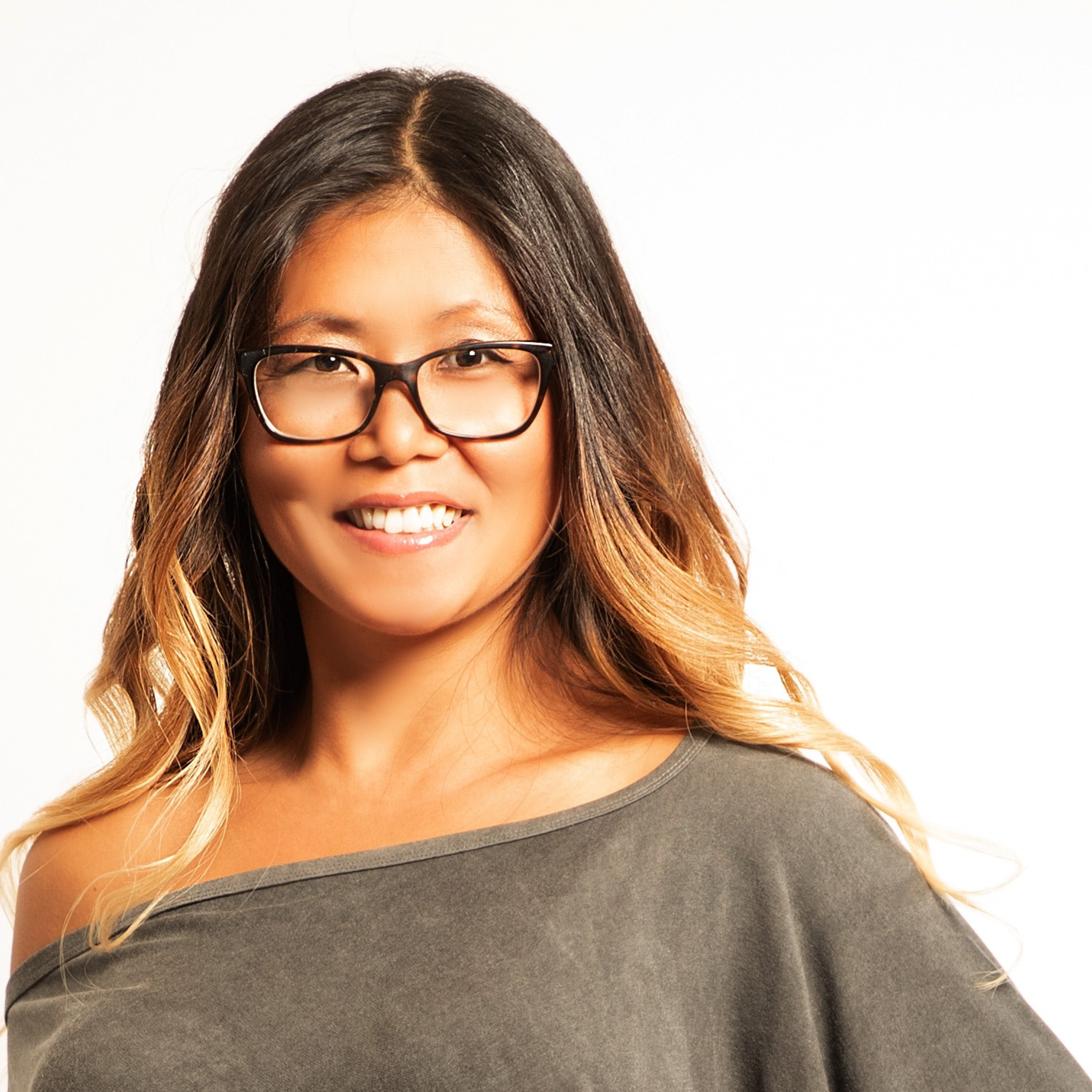 Ep. 500 - You Can Be a Mom and Savage Too with Dr. Suzi Dean episode artwork