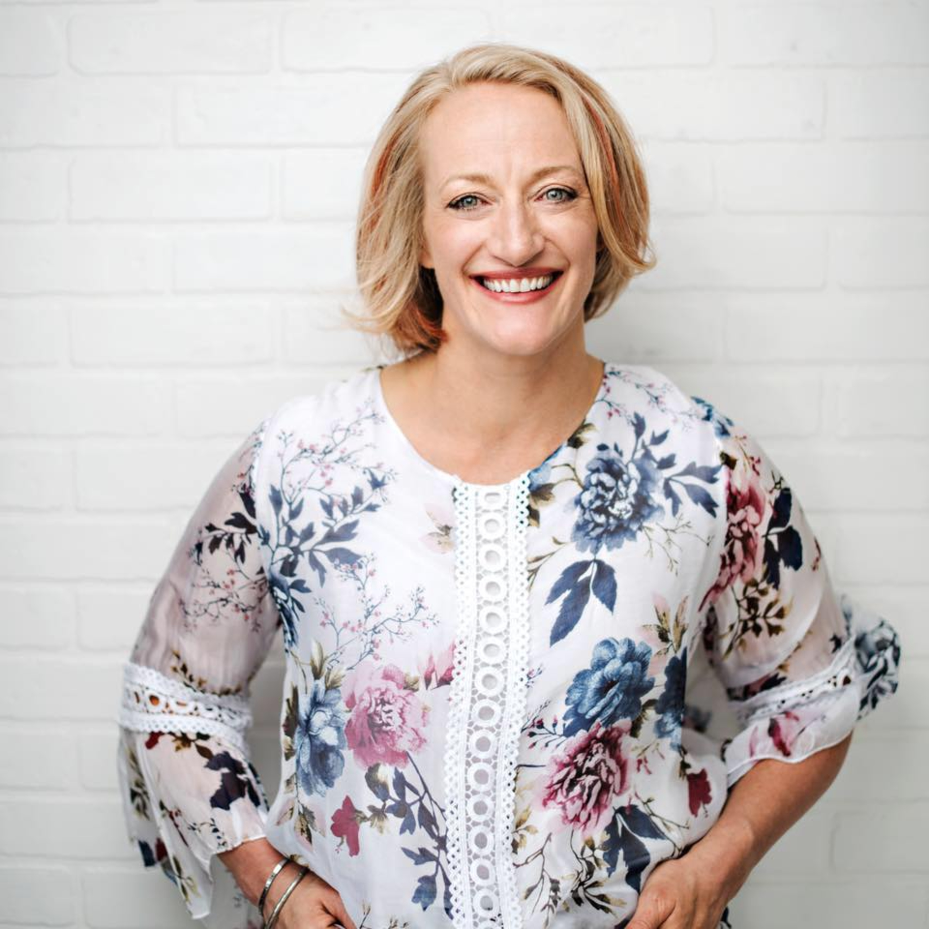 Ep. 667 - Storytelling Opens Doors of Opportunity with Marsha Vanwynsberghe episode artwork