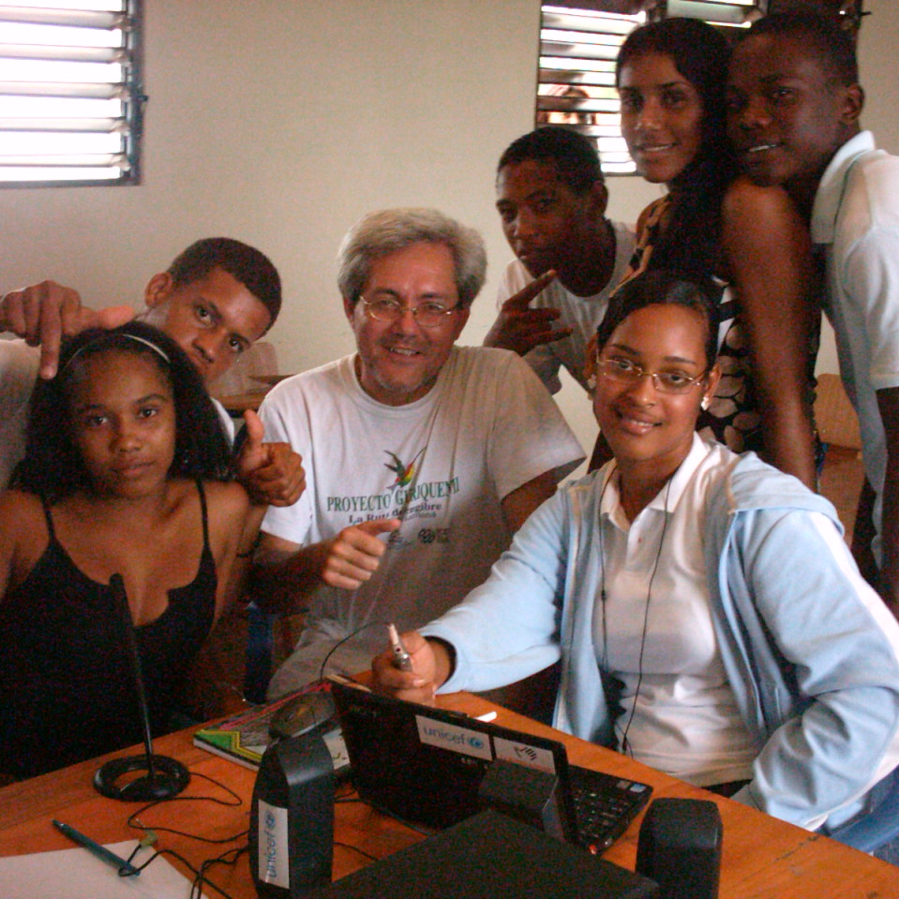 Angy Dj Social Radio