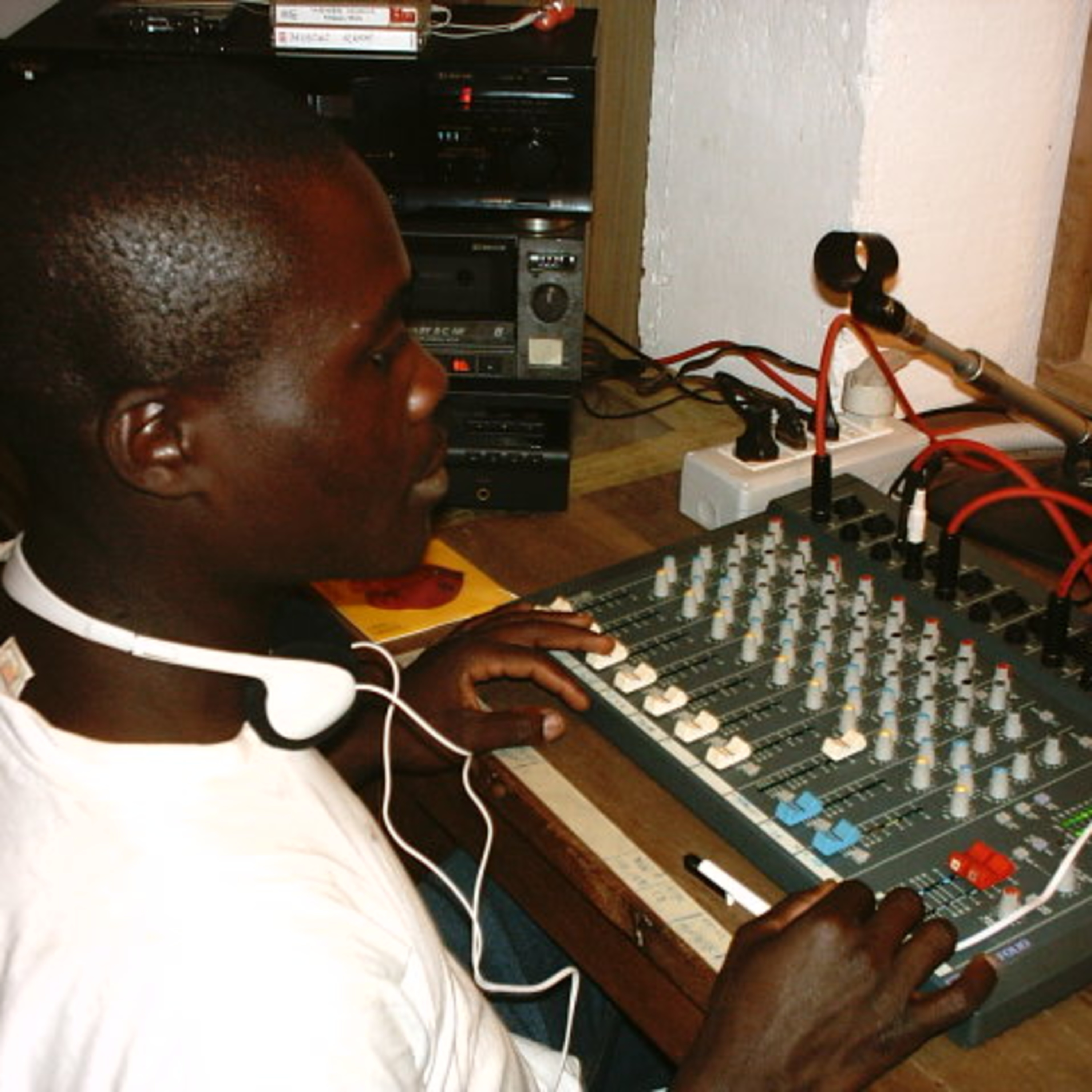 Angy Dj Social Radio