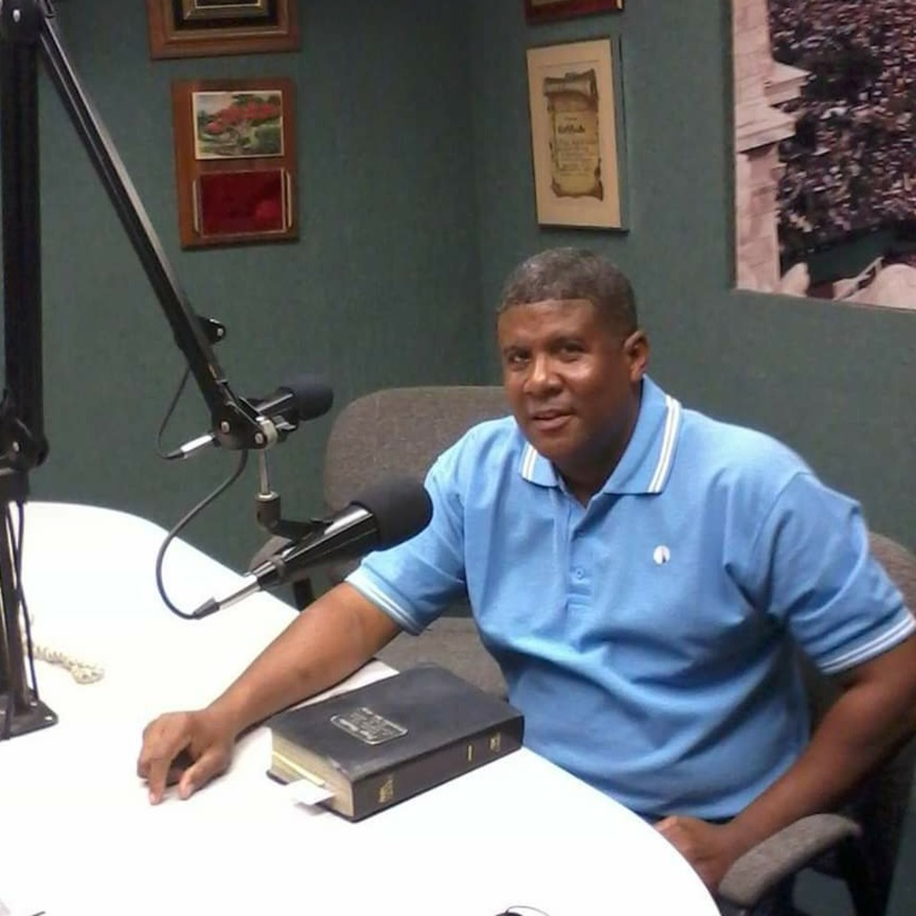 Pastor: JC Velazquez