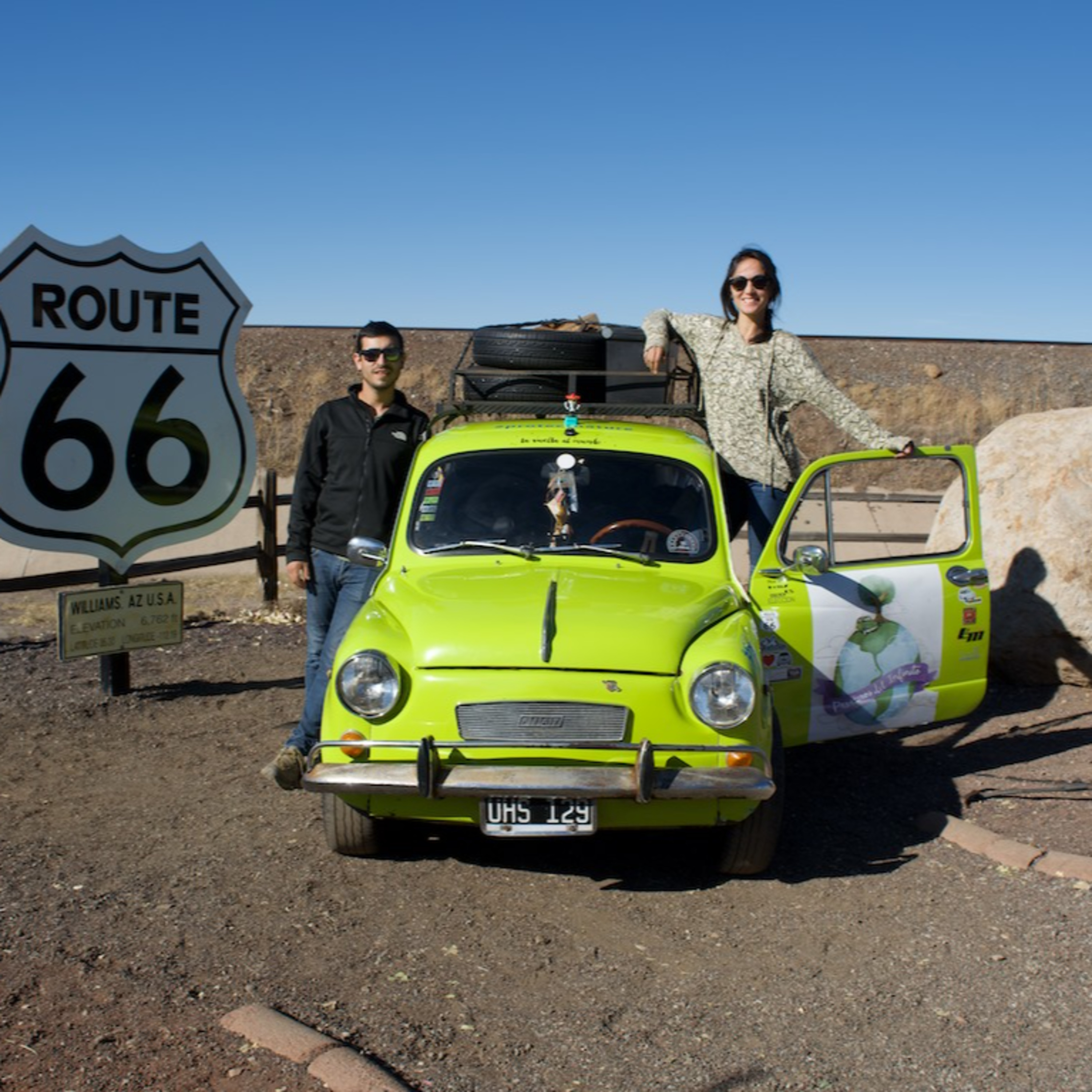 Pasajeros del Infinito: A Alaska en Fiat 600 episode artwork