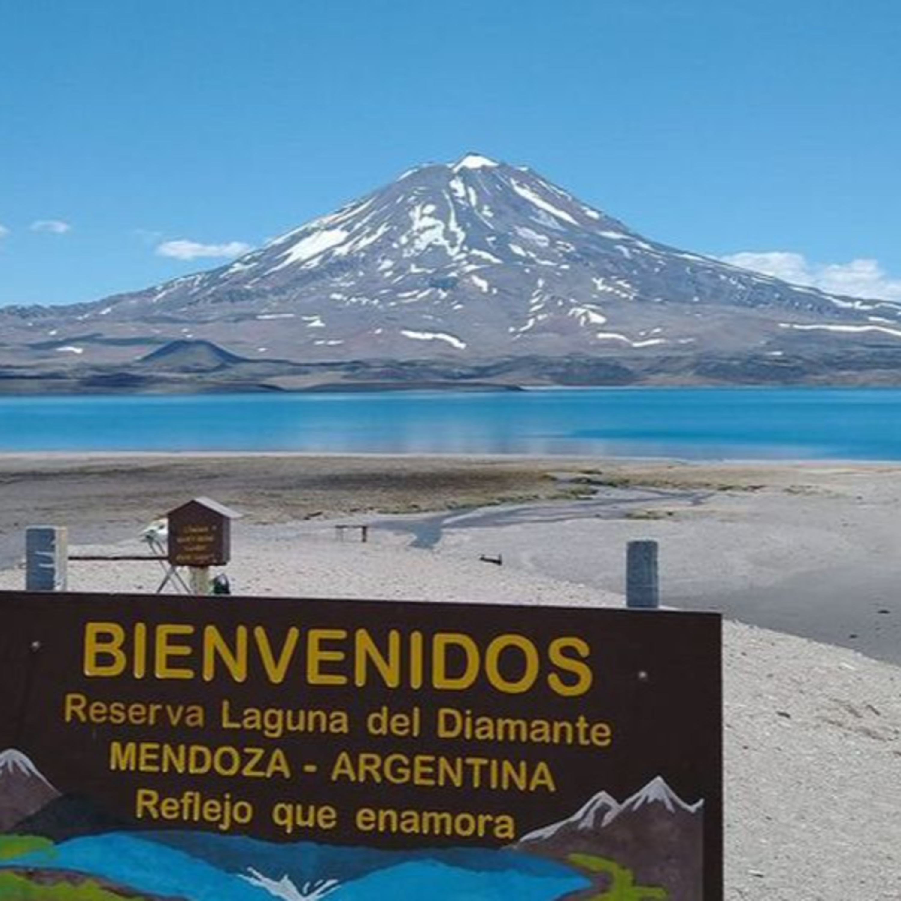 LAGUNA DEL DIAMANTE: volcán y laguna a 3250 metros de altura episode artwork