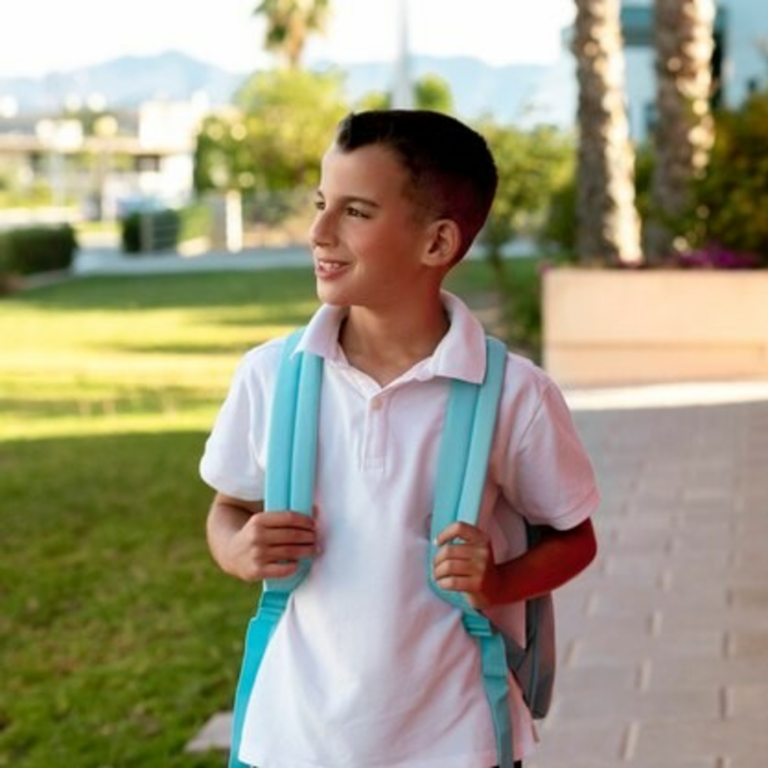 On the Way to School (one-minute story)  episode artwork