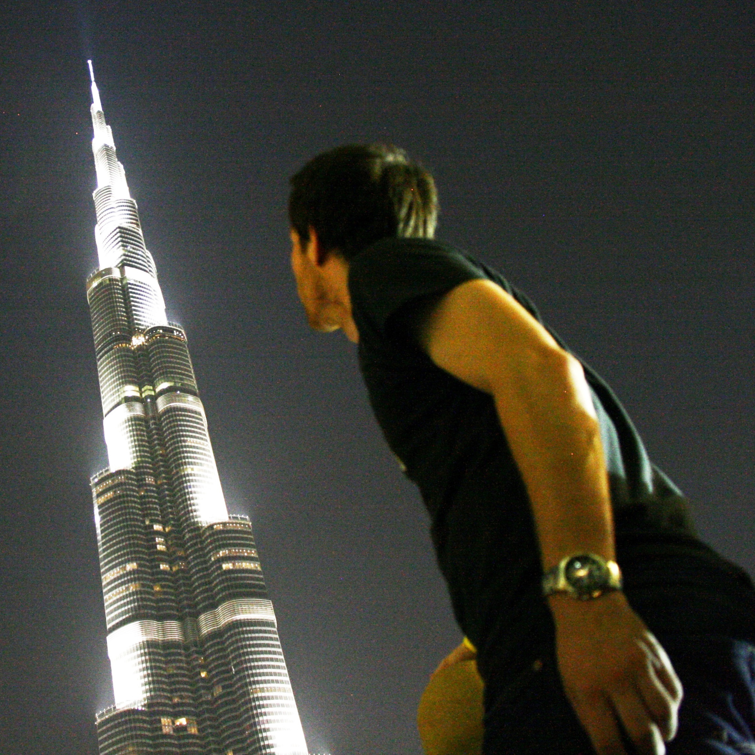 #11 Auf den Grill geworfen – Dubai, Vereinigte Arabische Emirate episode artwork