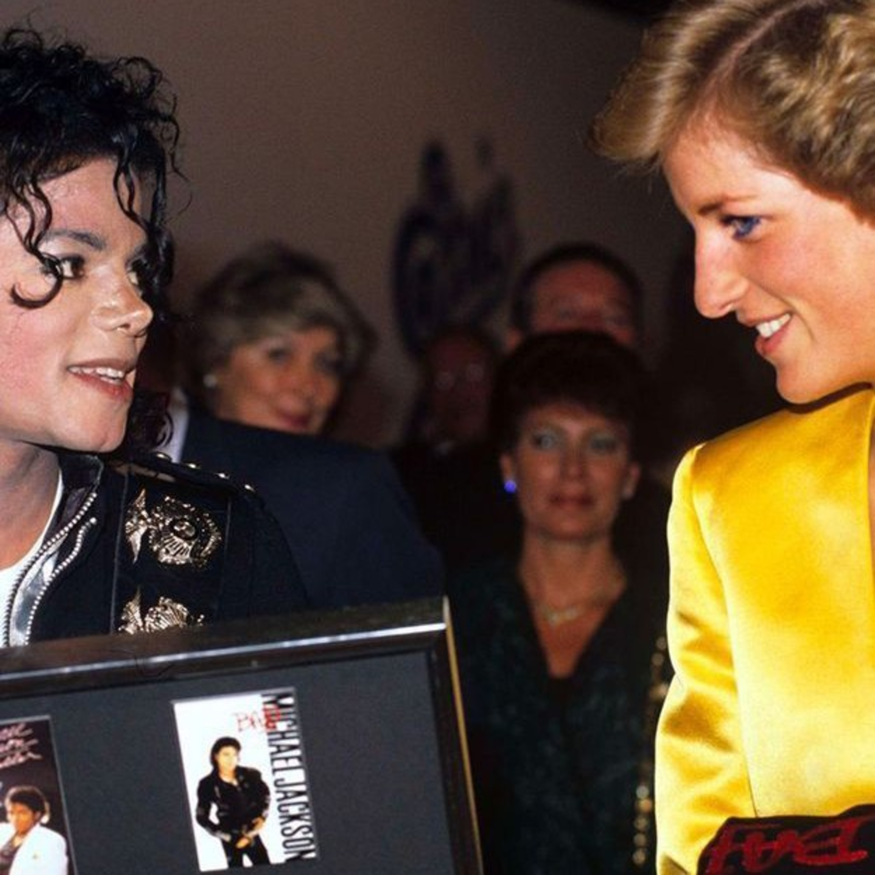 Michael Jackson ve Prenses Diana episode artwork