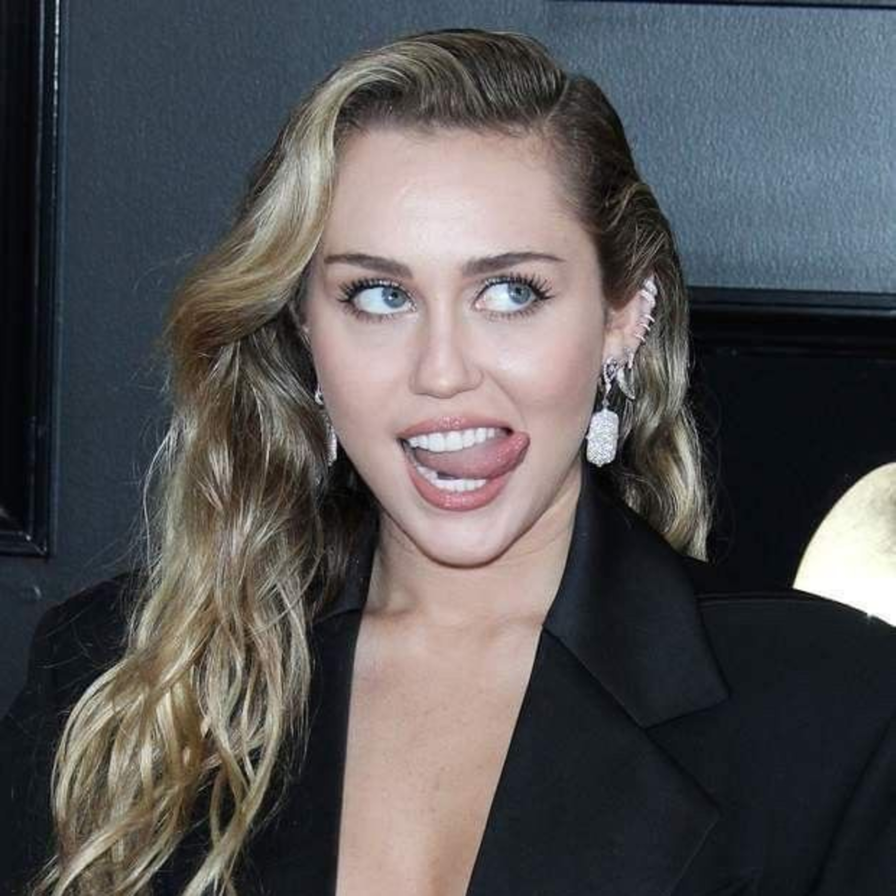 Miley Cyrus episode artwork