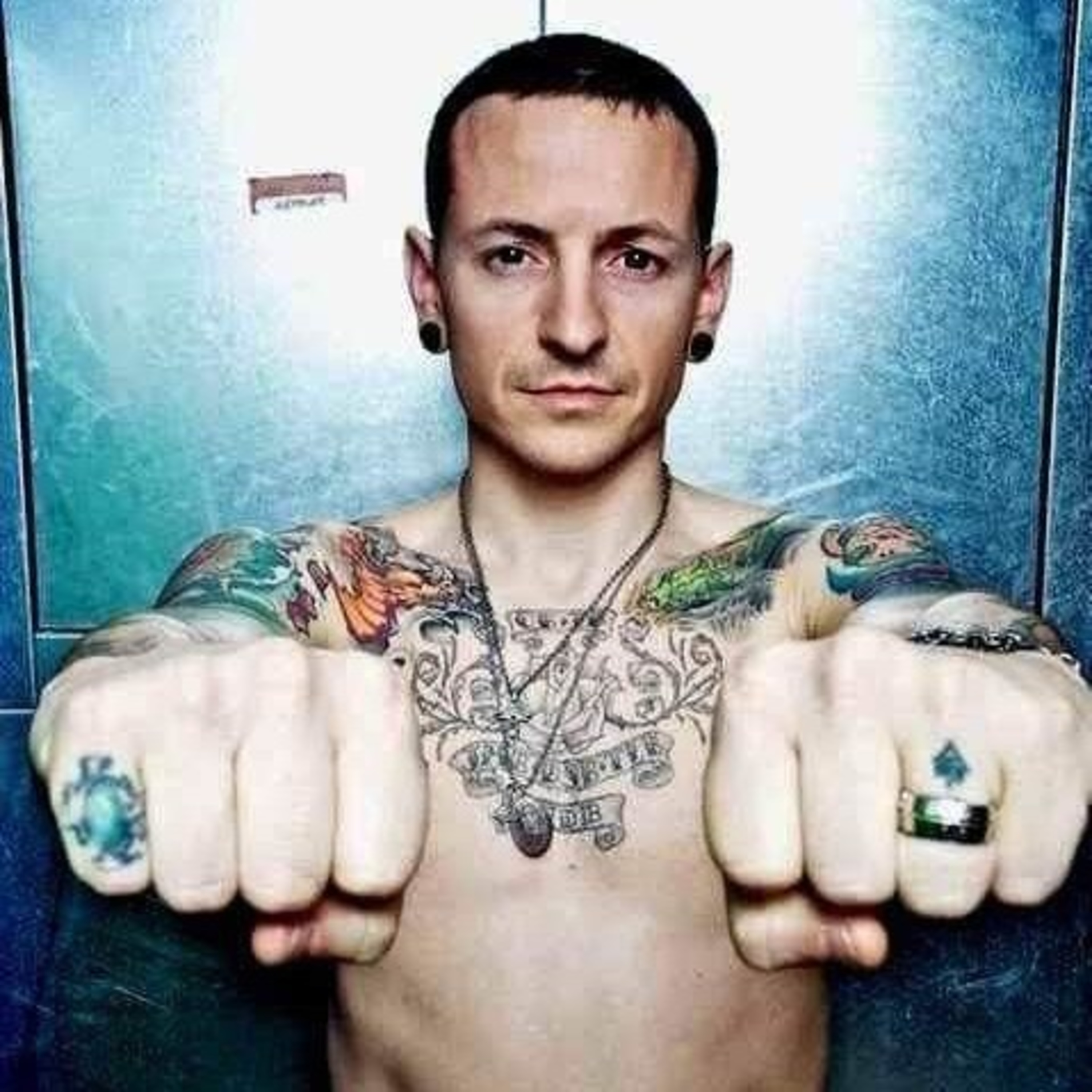 Chester Bennington  episode artwork