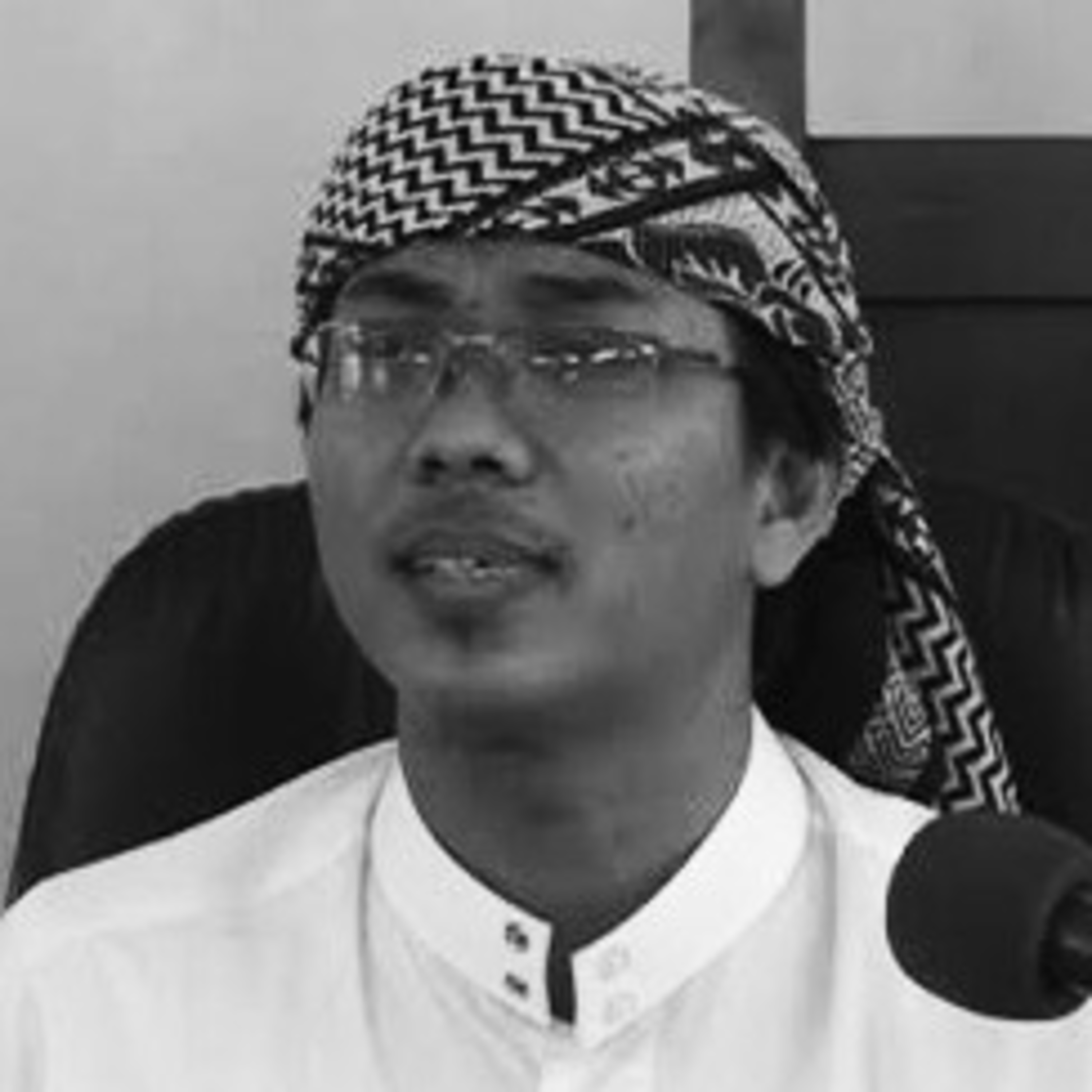 Kajian Sunnah Surah Al Mumtahanah Ayat 1 (Lanjutan) Al Ustadz Abdul Malik Hafizhahullah episode artwork