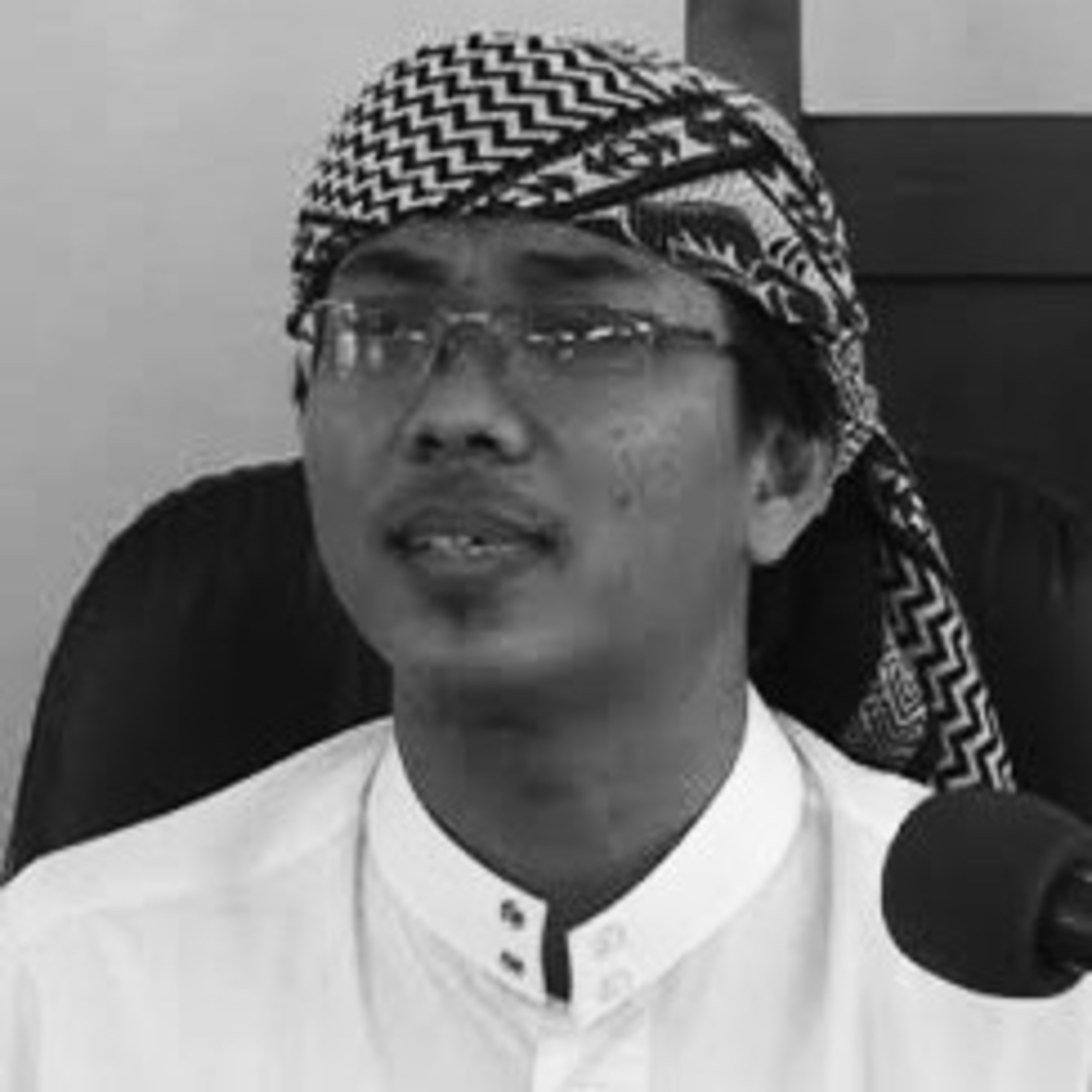 Kajian Sunnah Surah Al Waqiah Ayat 75-80 Al Ustadz Abdul Malik Hafizhahullah episode artwork