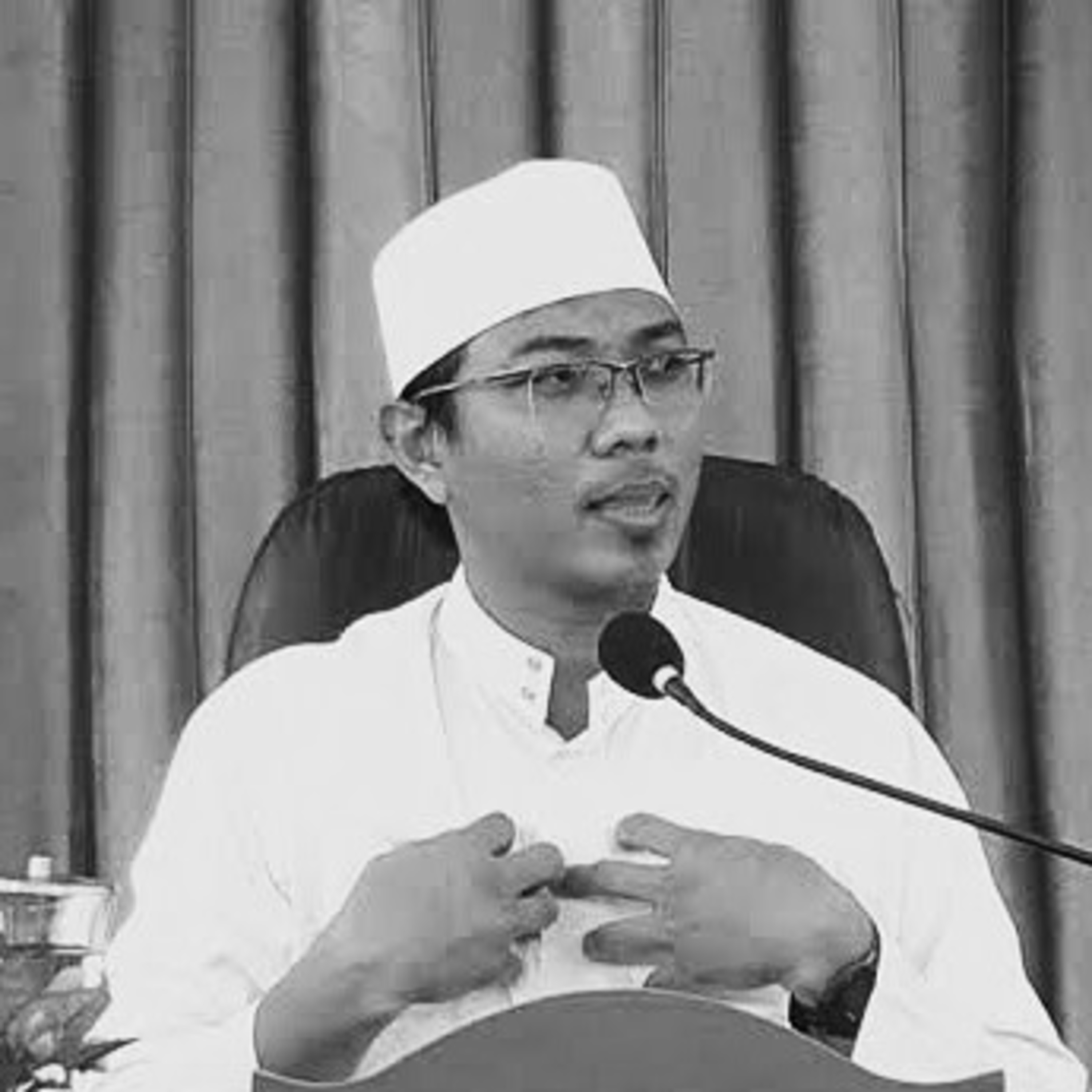 Kajian Sunnah Surah Azzukhruf Ayat 62-65 Al Ustadz Abdul Malik Hafizhahullah episode artwork