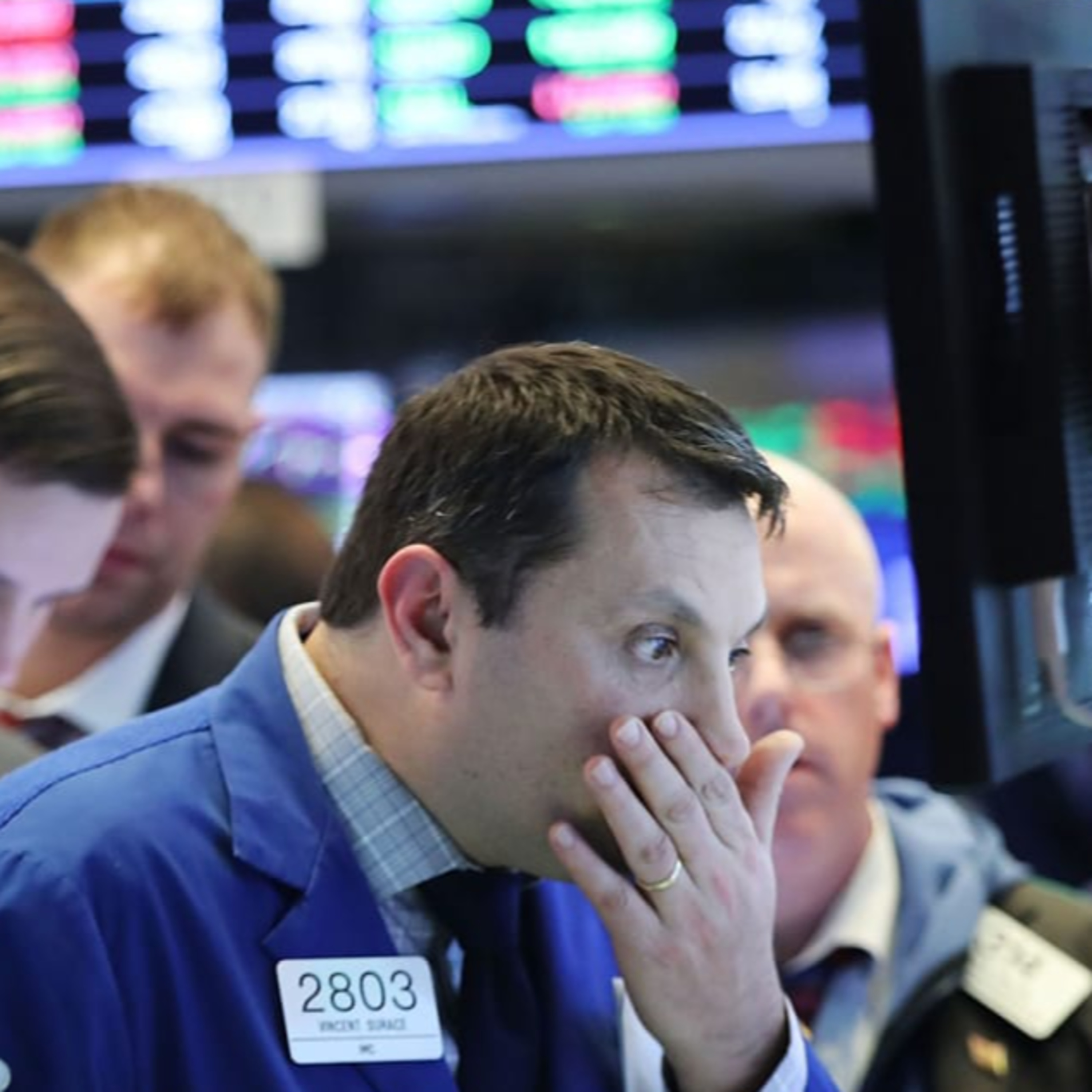Bolsa Europea cae -1.2% y arrastra a la Bolsa Americana. El Petróleo cae -2.49% y el pesimismo sube - Inversiones - Índices - Acciones - Forex - Commodities episode artwork