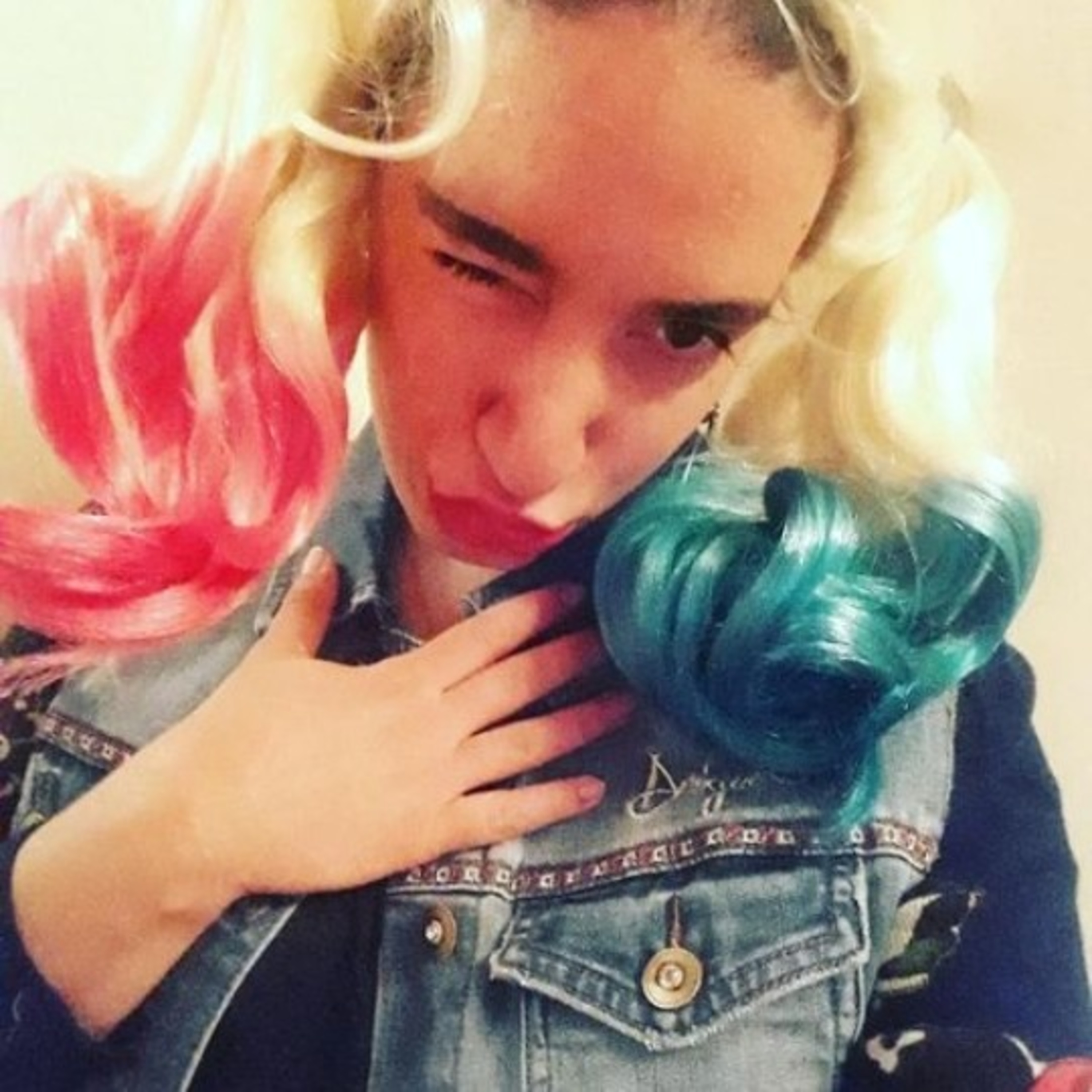 Margot Robbie se despediria de Harley Quinn episode artwork