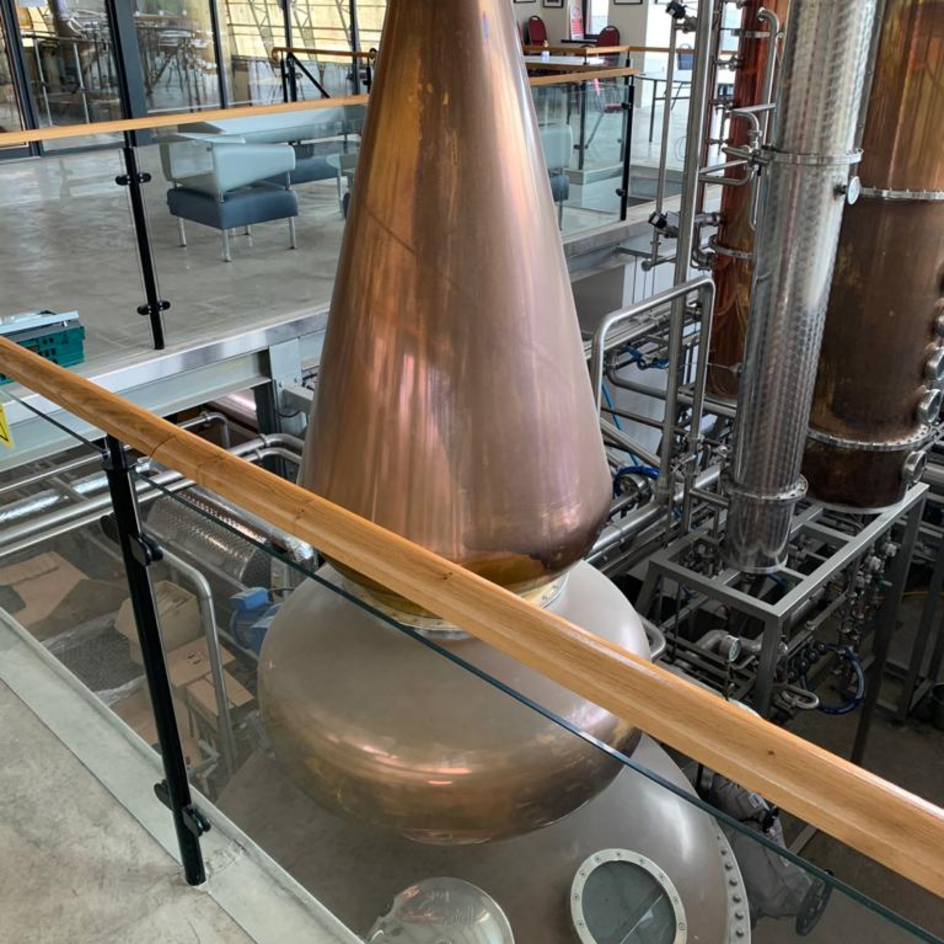 Irish Whiskey Review - The Definitive Guide to all things Whisky, Scotch, Bourbon NOT just Irish!