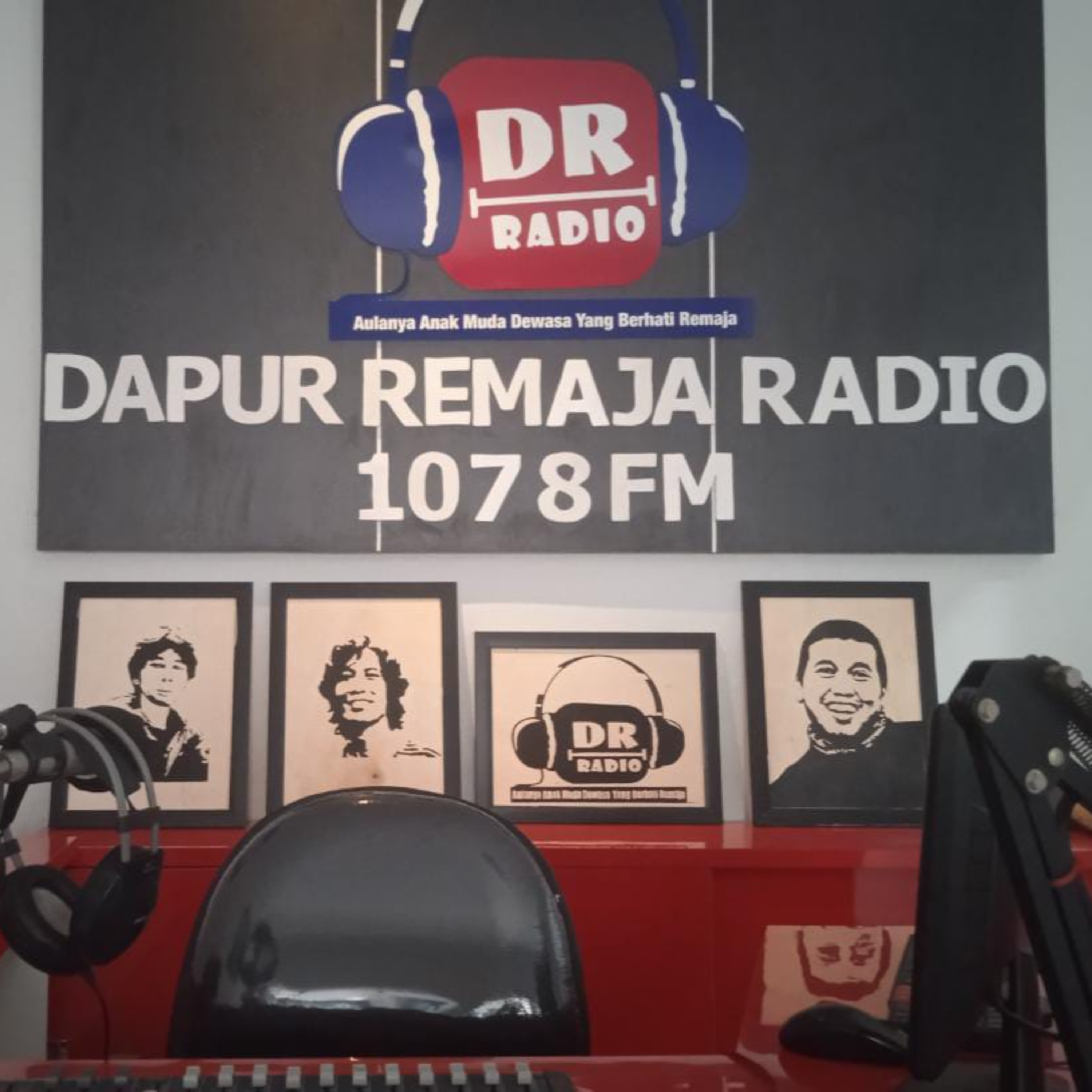 Lurah Mekar Jaya Zaenal Arifin di acara Ngopi Spesial Jalan Jalan  episode artwork