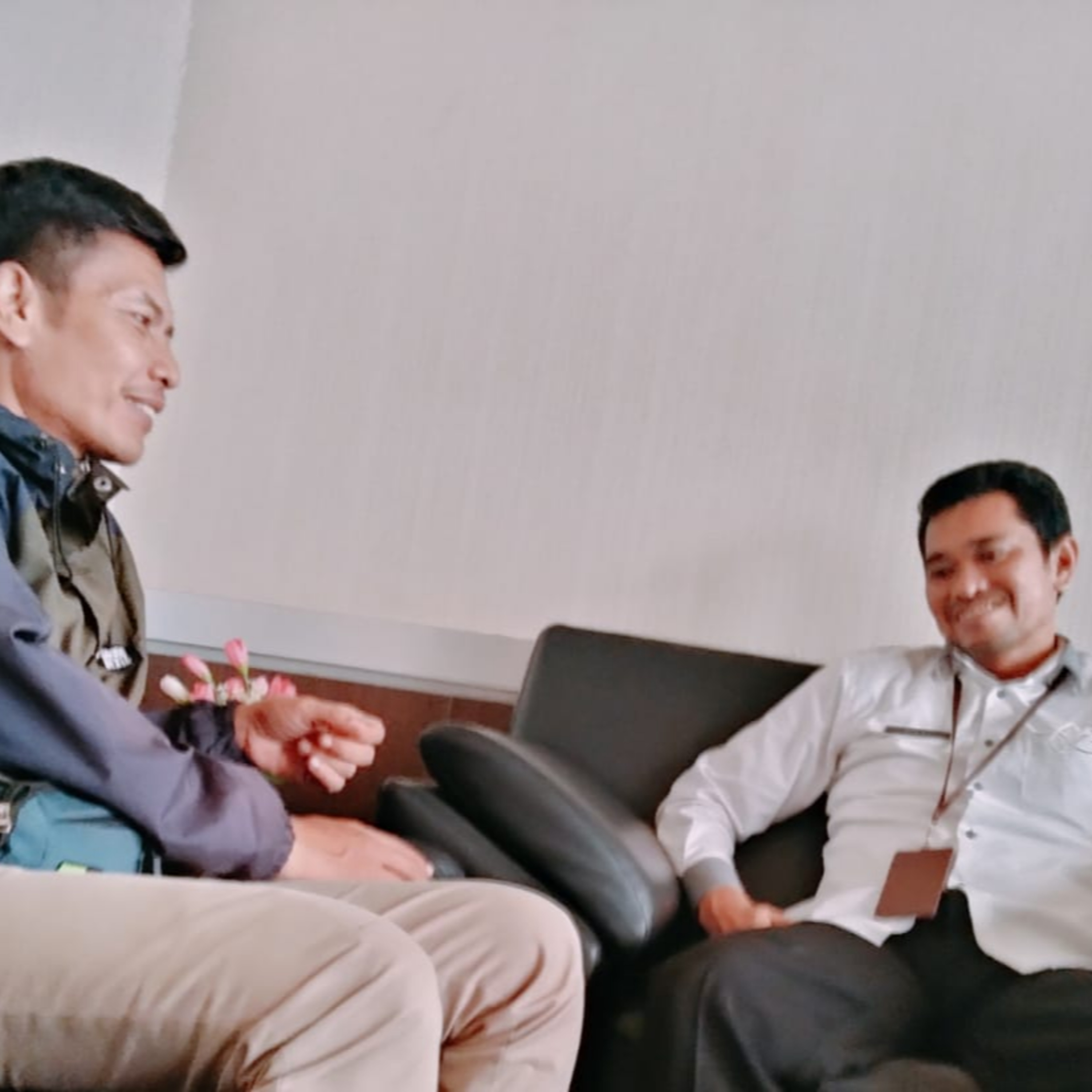 Yu Kita Simak Penjelasan Apa Itu Star Up UMKM Bersama Sekdis UMKM Zikri Dwi Darmawan episode artwork