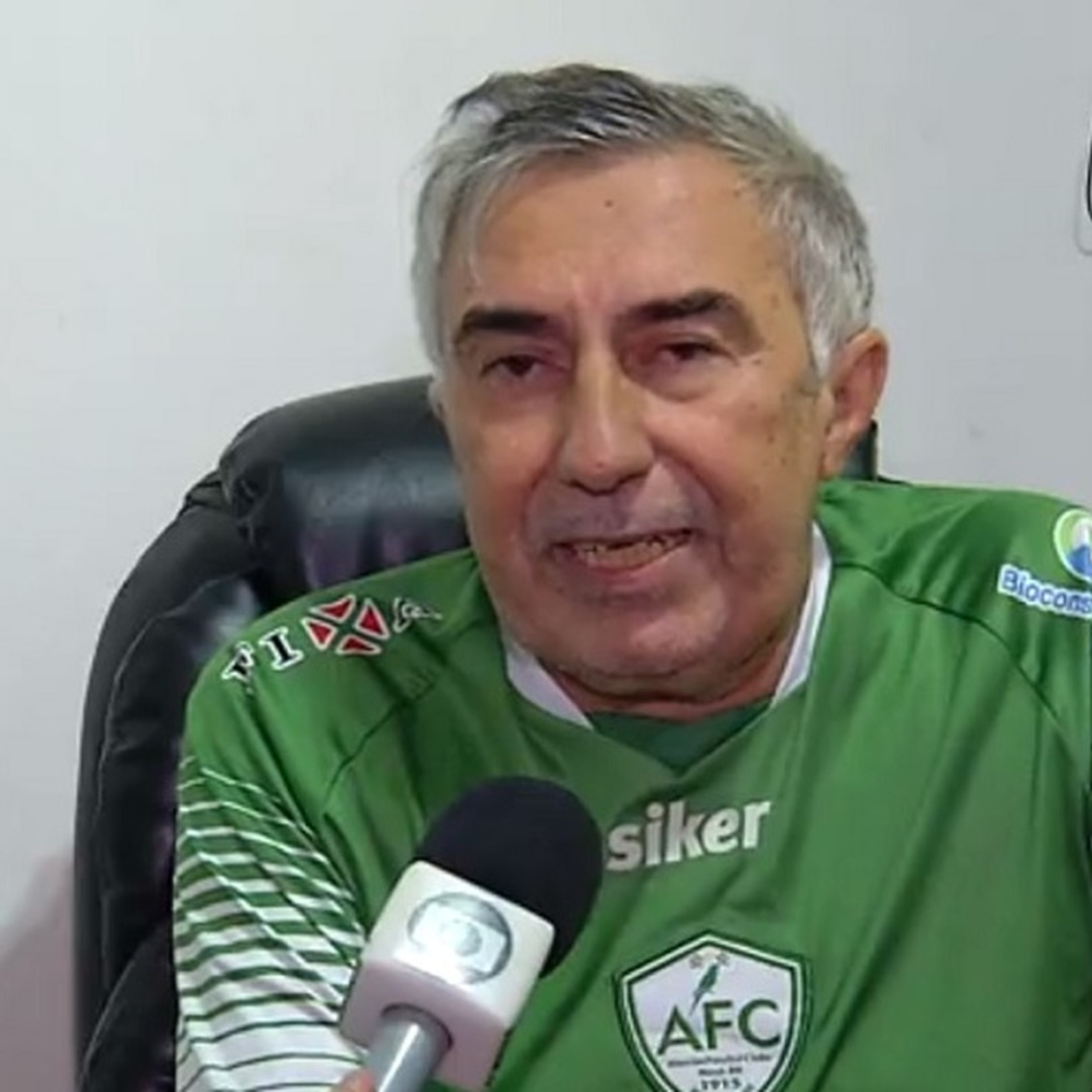 Ícaro Carvalho