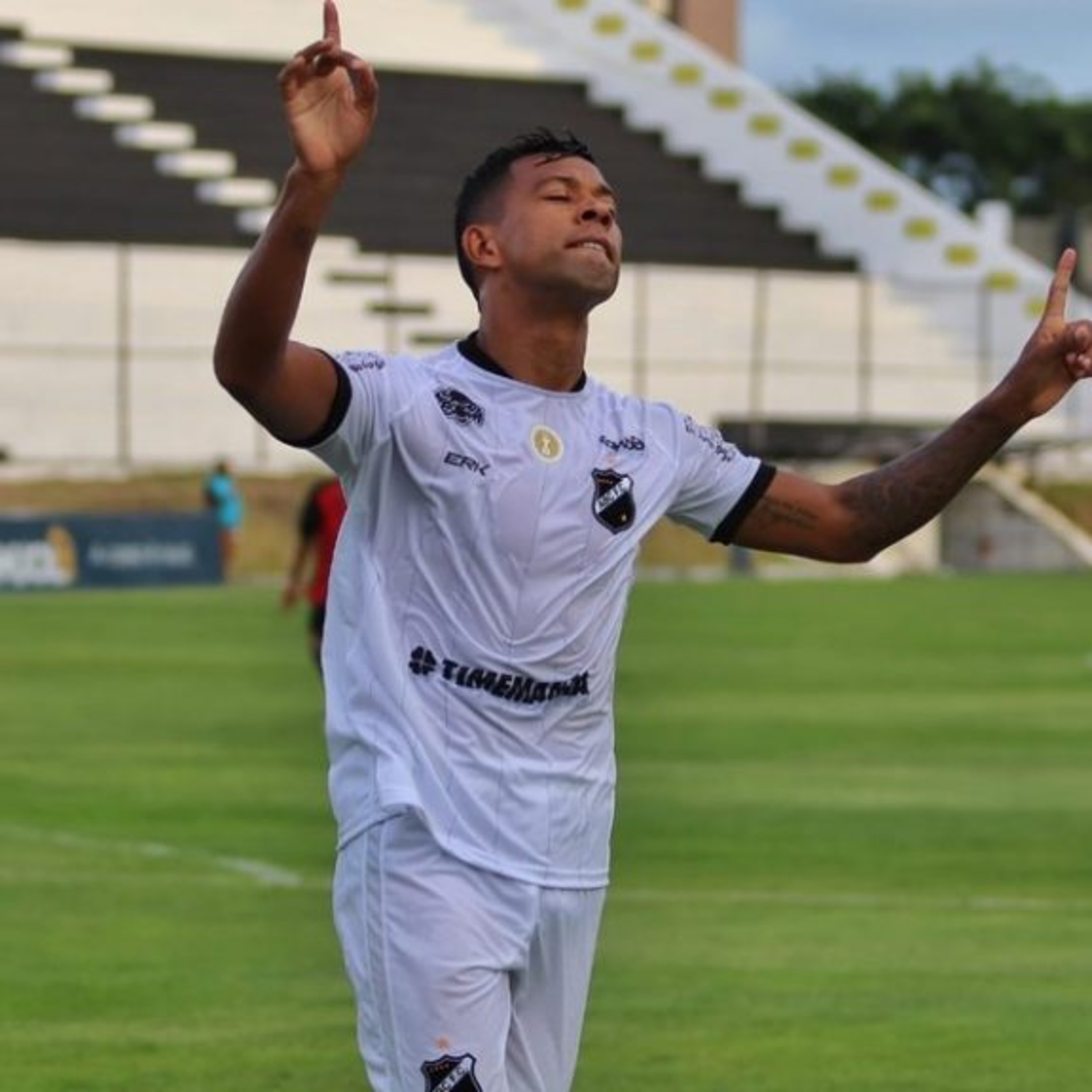 Ícaro Carvalho